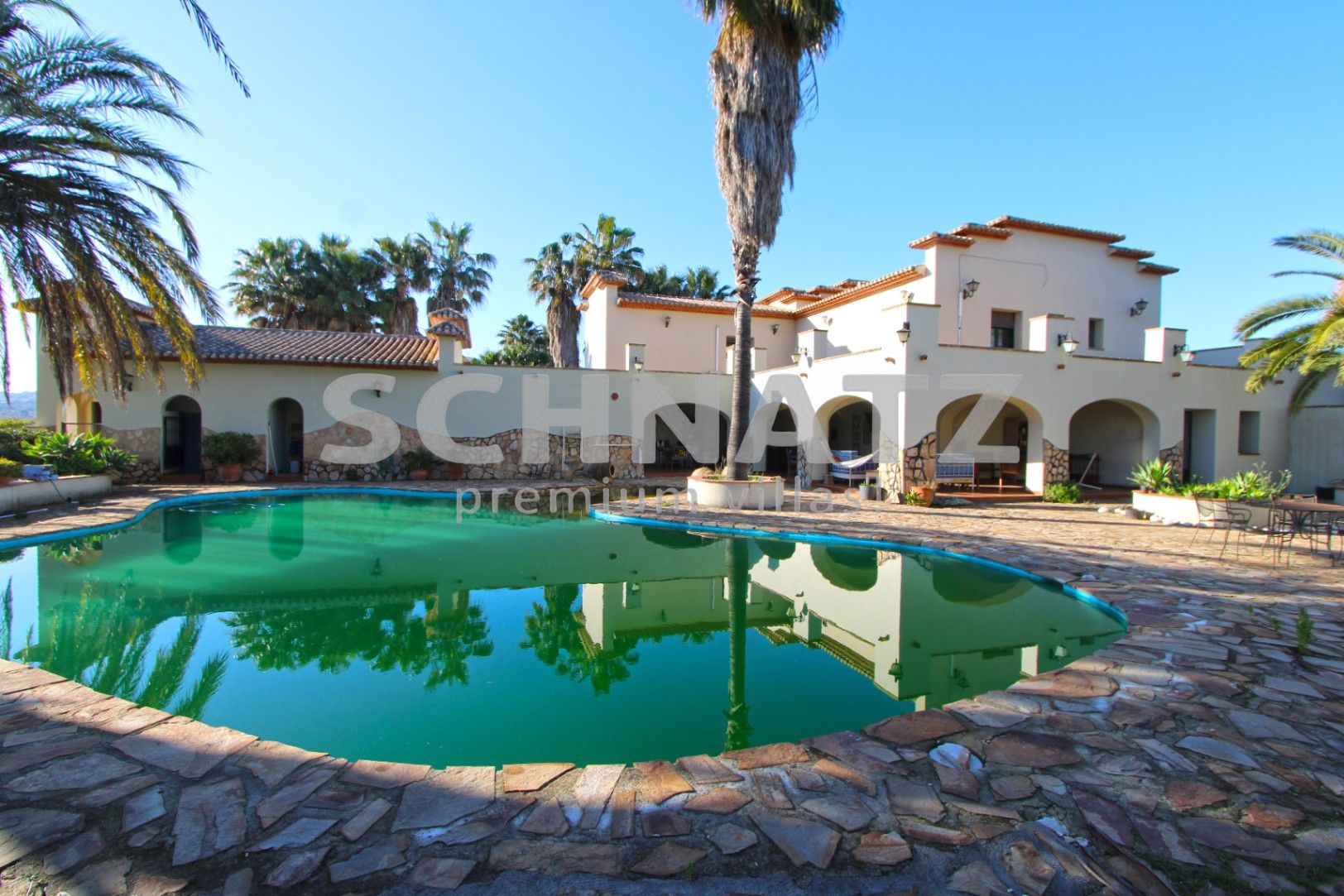 Espectacular villa / finca sobre una parcela de 10.000 m² en Ondara