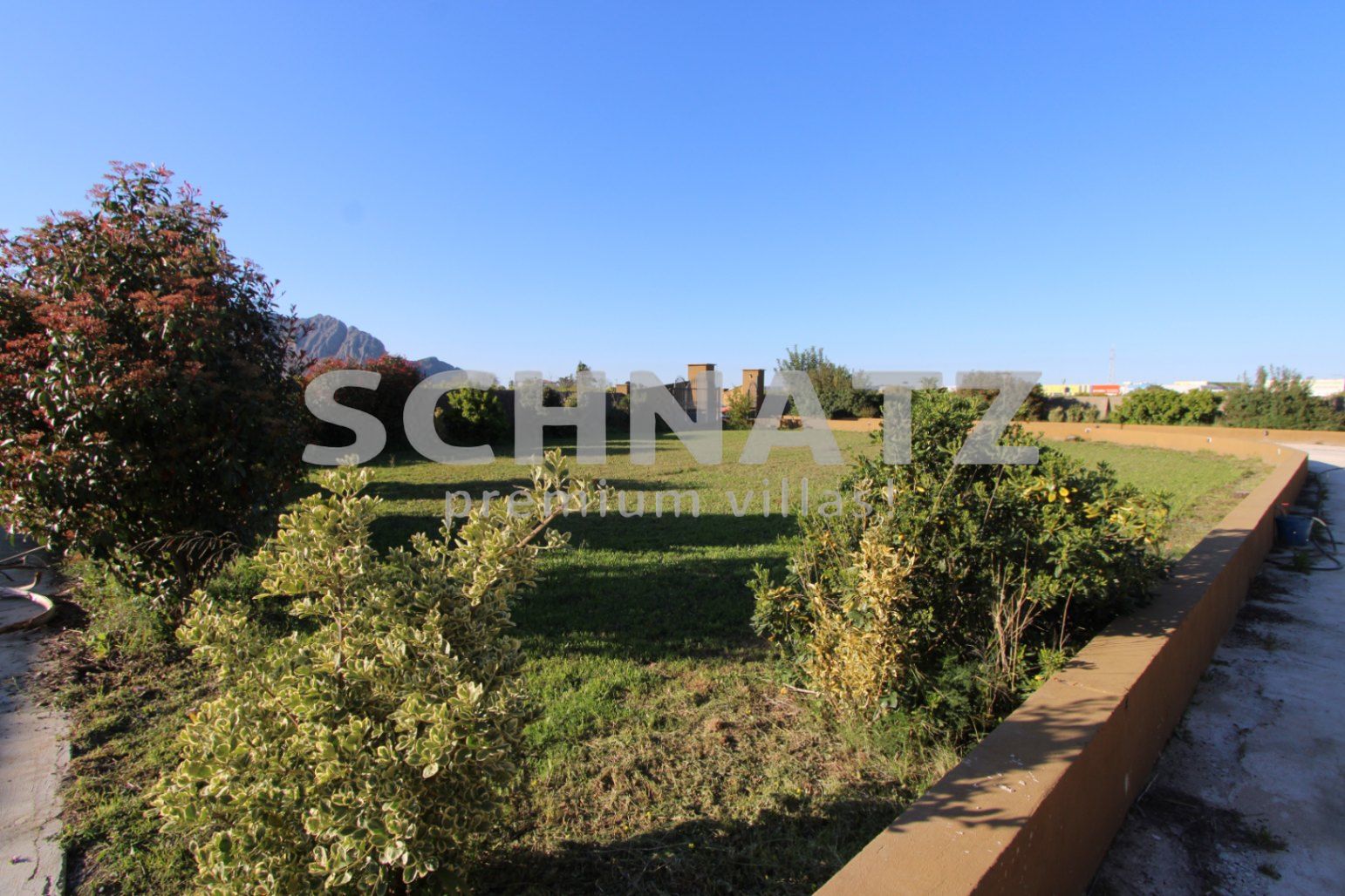 Espectacular villa / finca sobre una parcela de 10.000 m² en Ondara