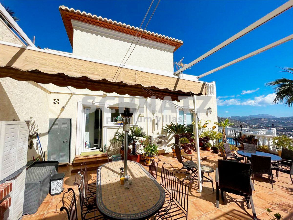 Villa con impresionantes vistas al mar en venta en Calpe