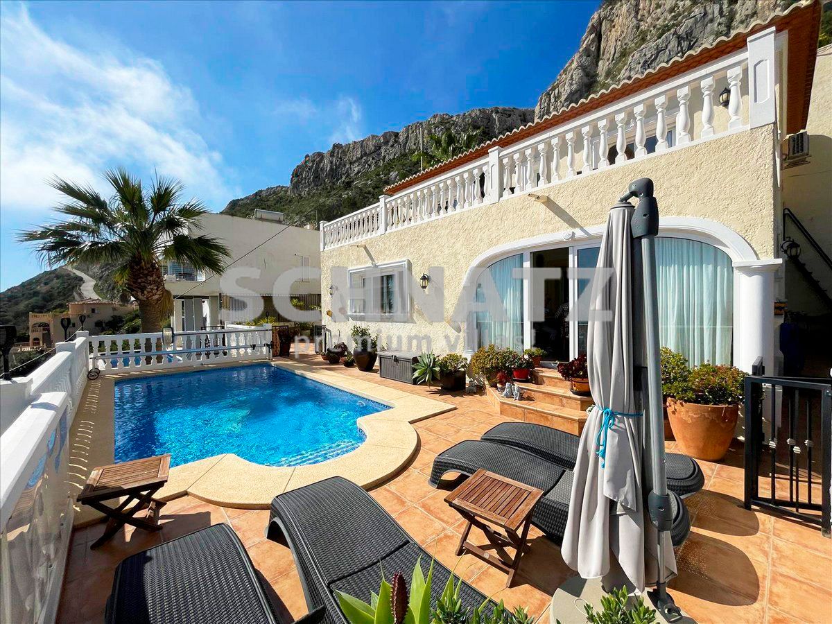 Villa con impresionantes vistas al mar en venta en Calpe