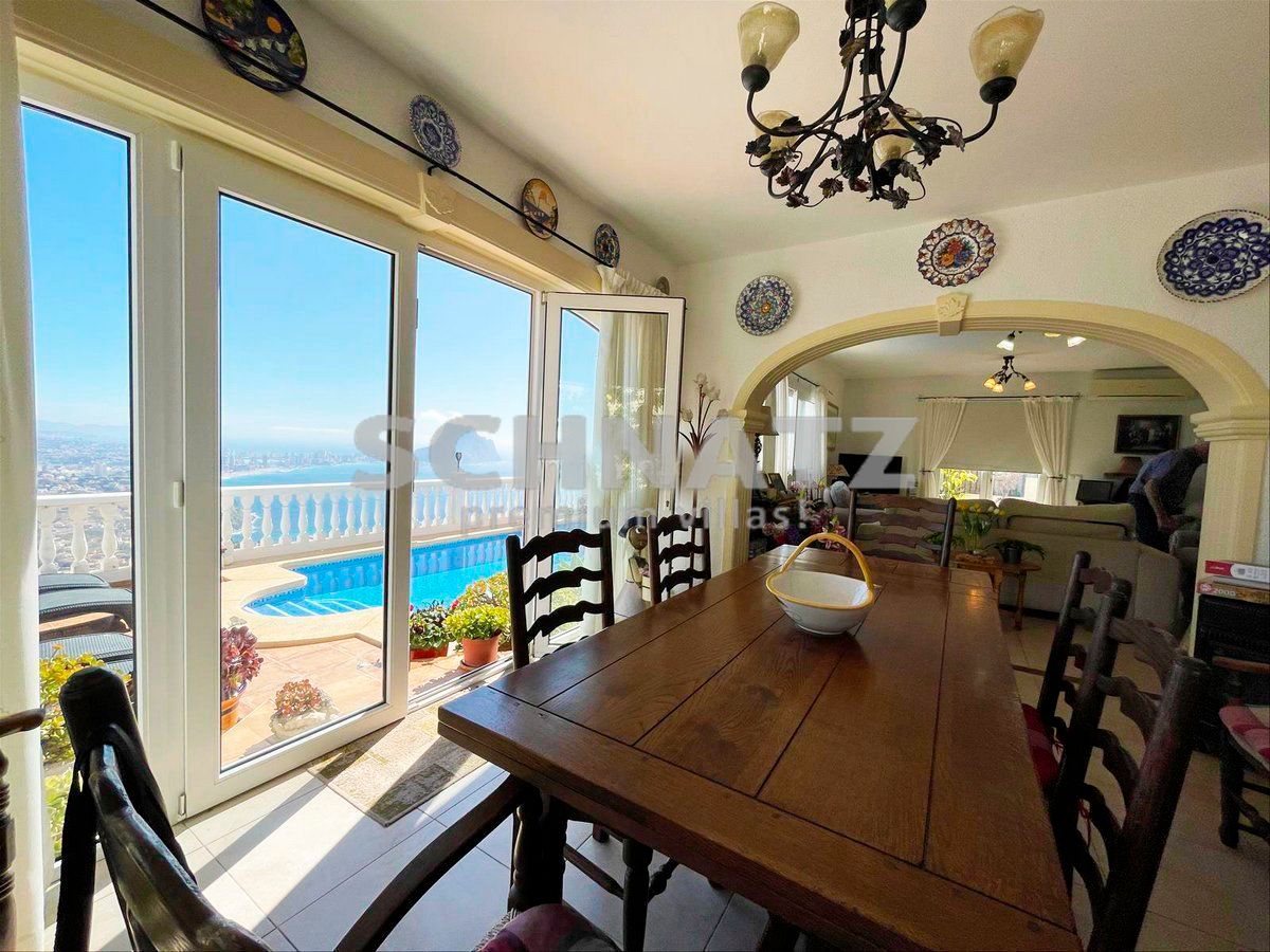 Villa con impresionantes vistas al mar en venta en Calpe