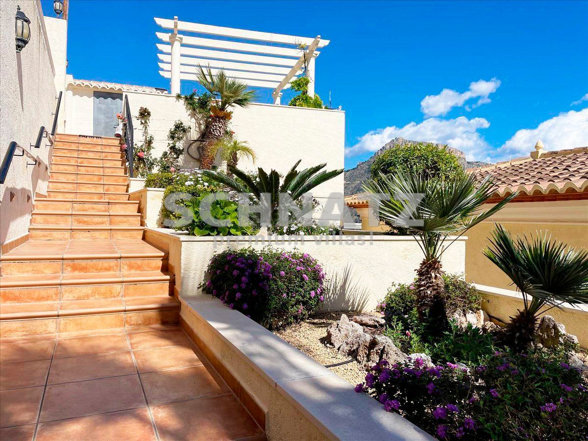 Villa con impresionantes vistas al mar en venta en Calpe