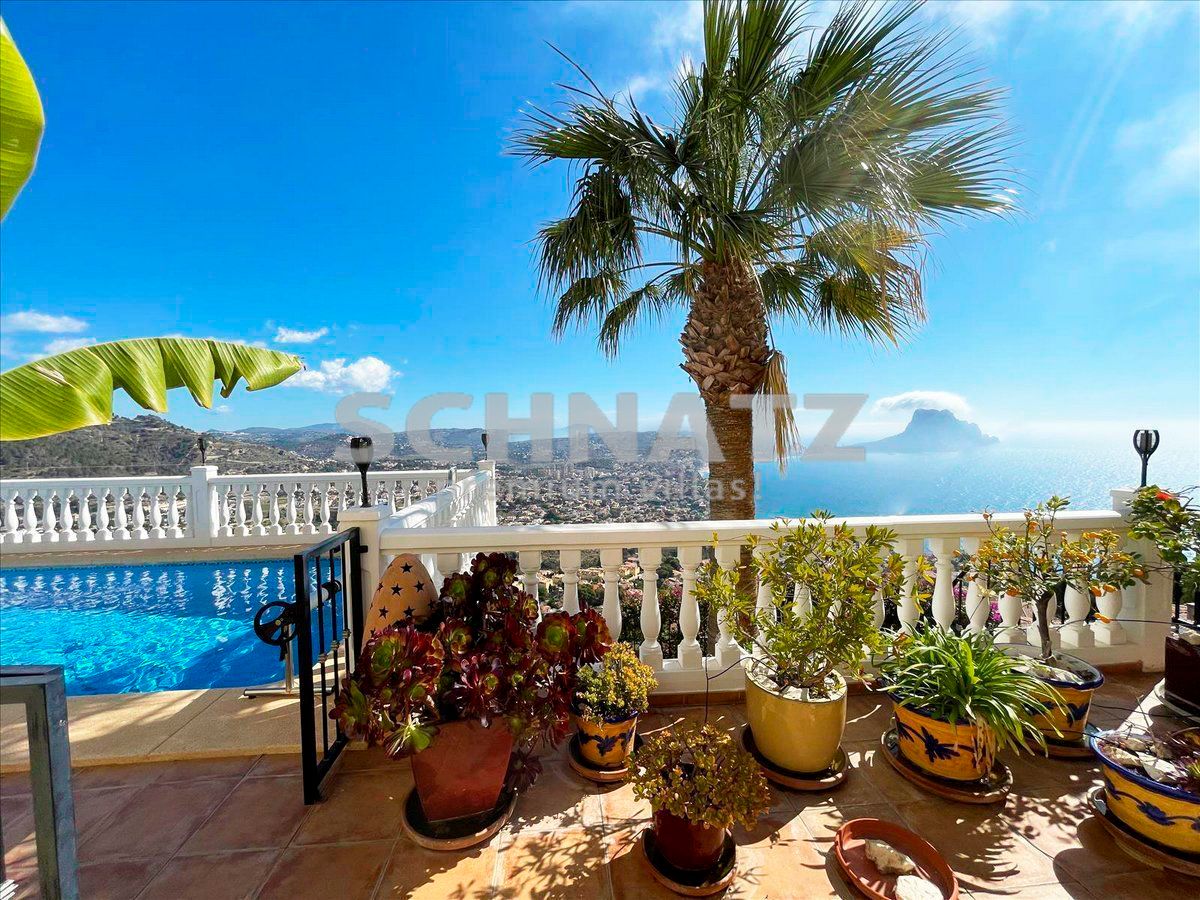 Villa con impresionantes vistas al mar en venta en Calpe