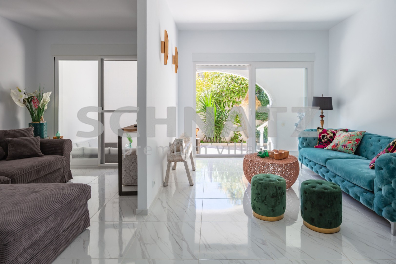 Villa totalmente renovada en Els Poblets – a solo 50 metros de la playa, con vistas al mar