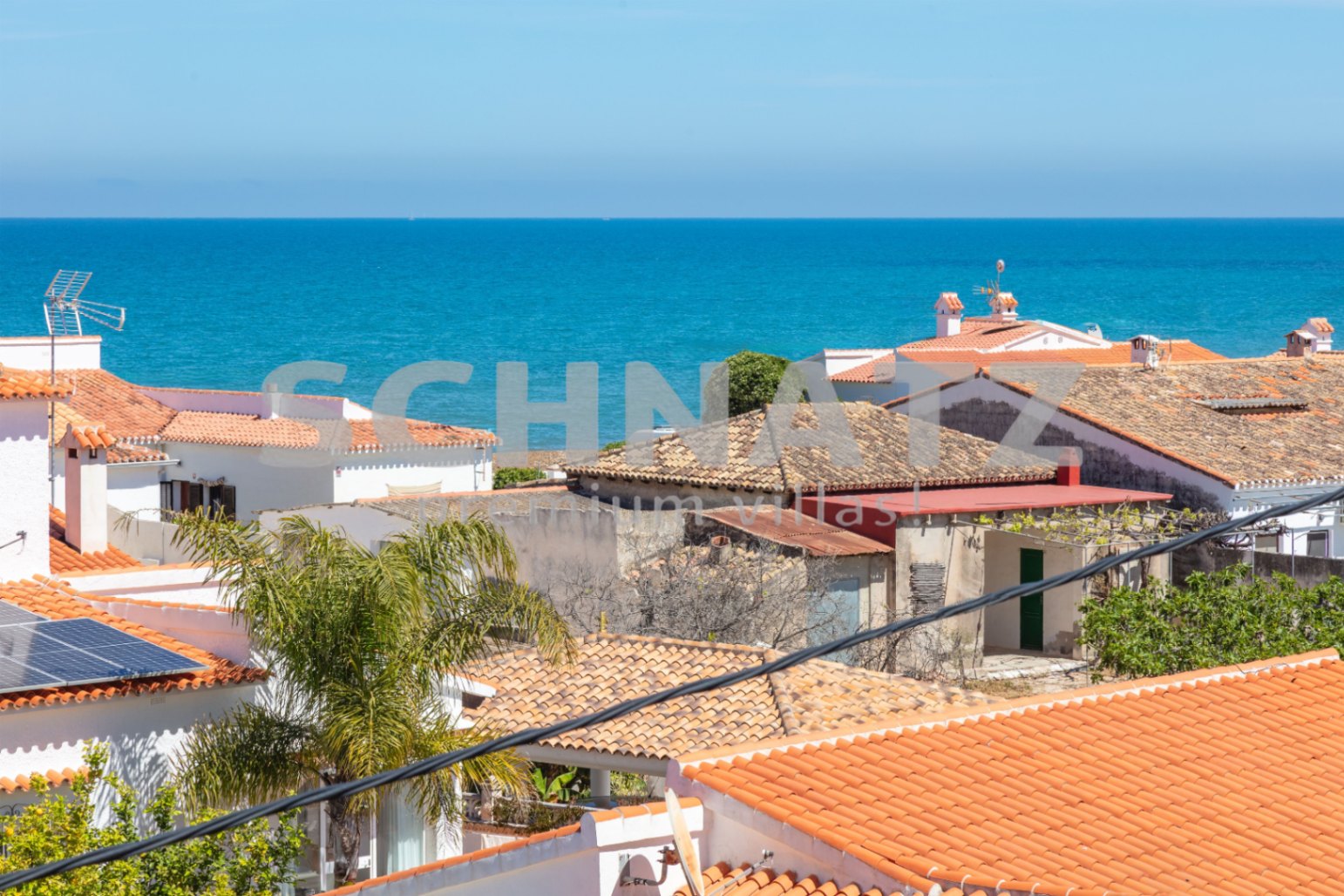 Villa totalmente renovada en Els Poblets – cerca de la playa con terraza en la azotea y bonitas vistas