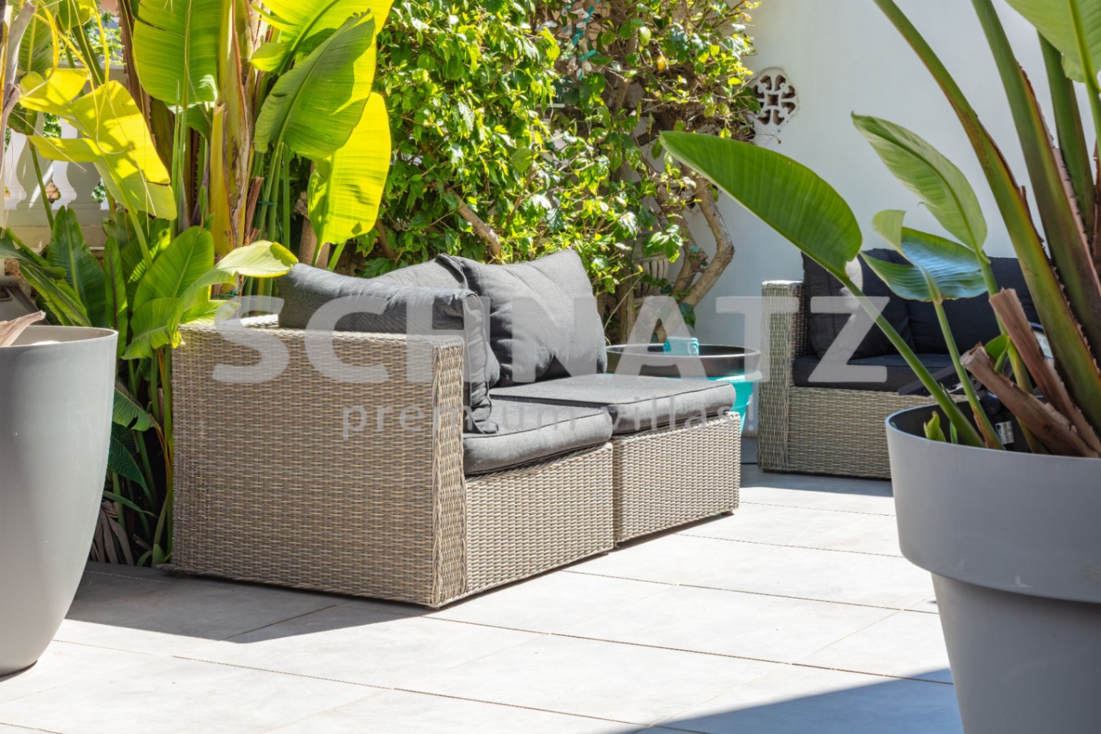 Villa totalmente renovada en Els Poblets con terraza en la azotea y cerca del mar