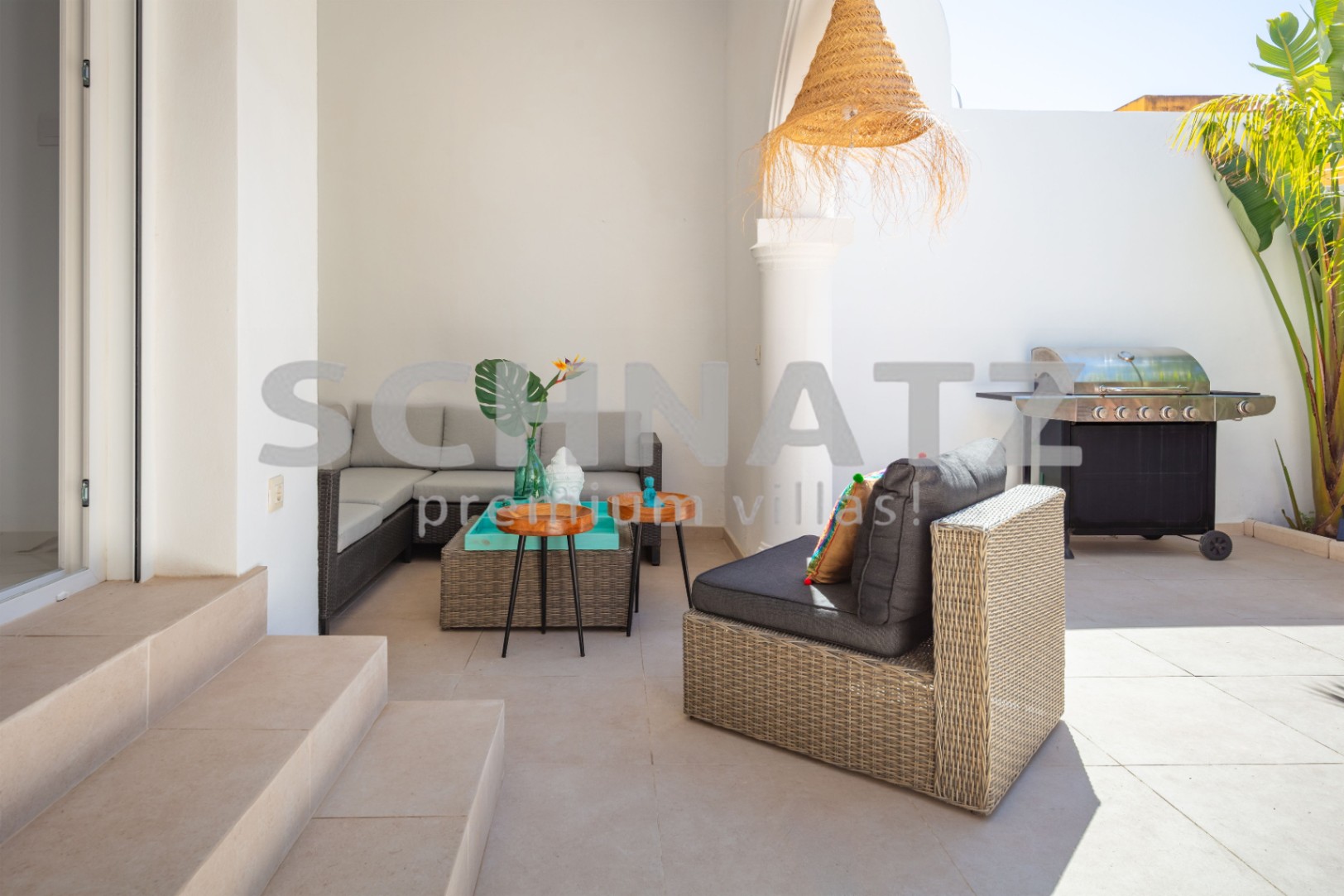Villa totalmente renovada en Els Poblets con terraza en la azotea y cerca del mar