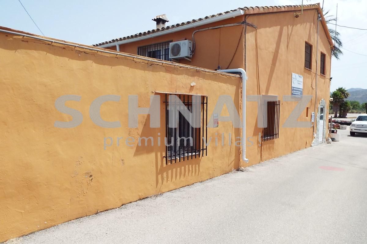 Antigua propiedad comercial con circuito en Ondara, cerca de Dénia