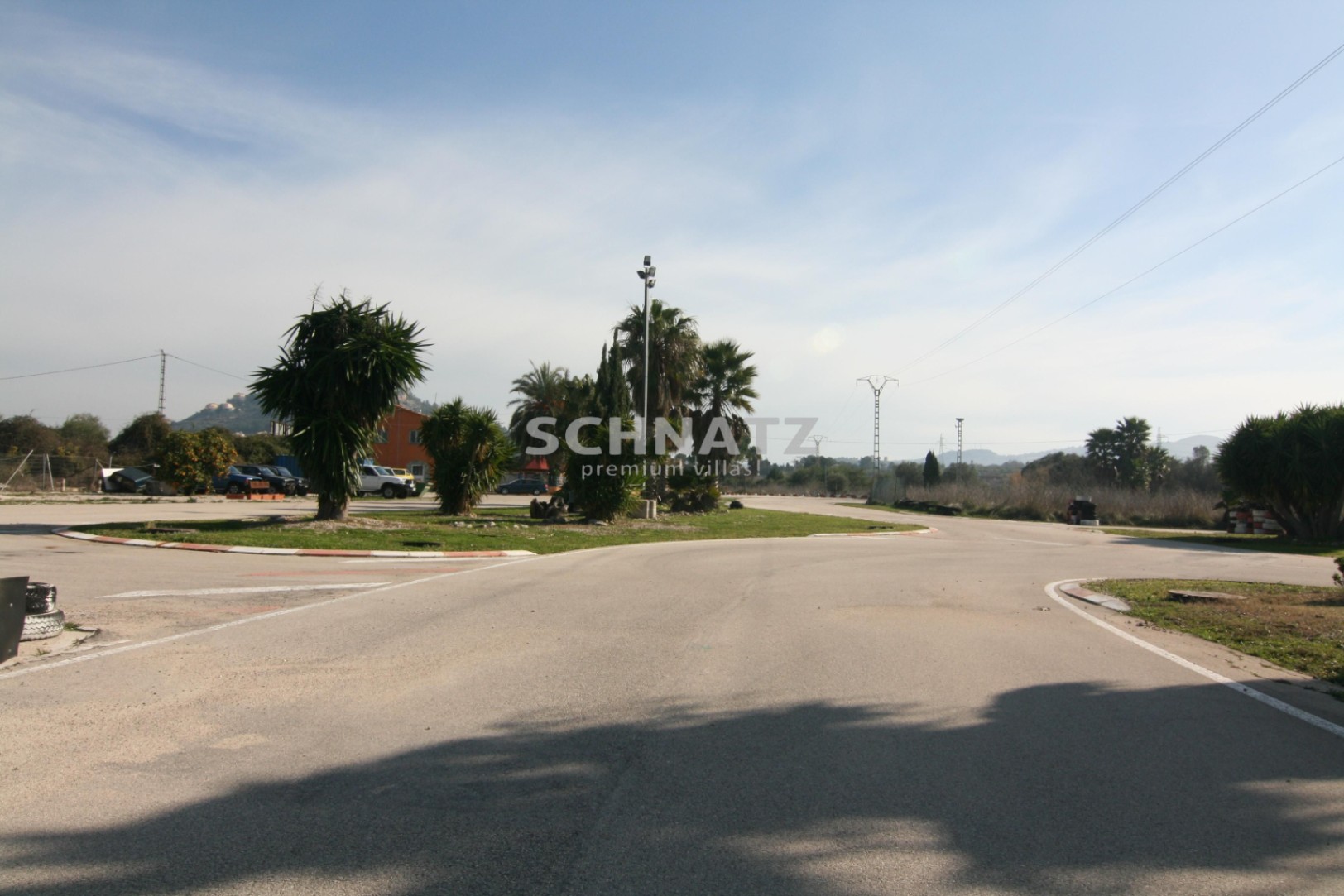 Antigua propiedad comercial con circuito en Ondara, cerca de Dénia