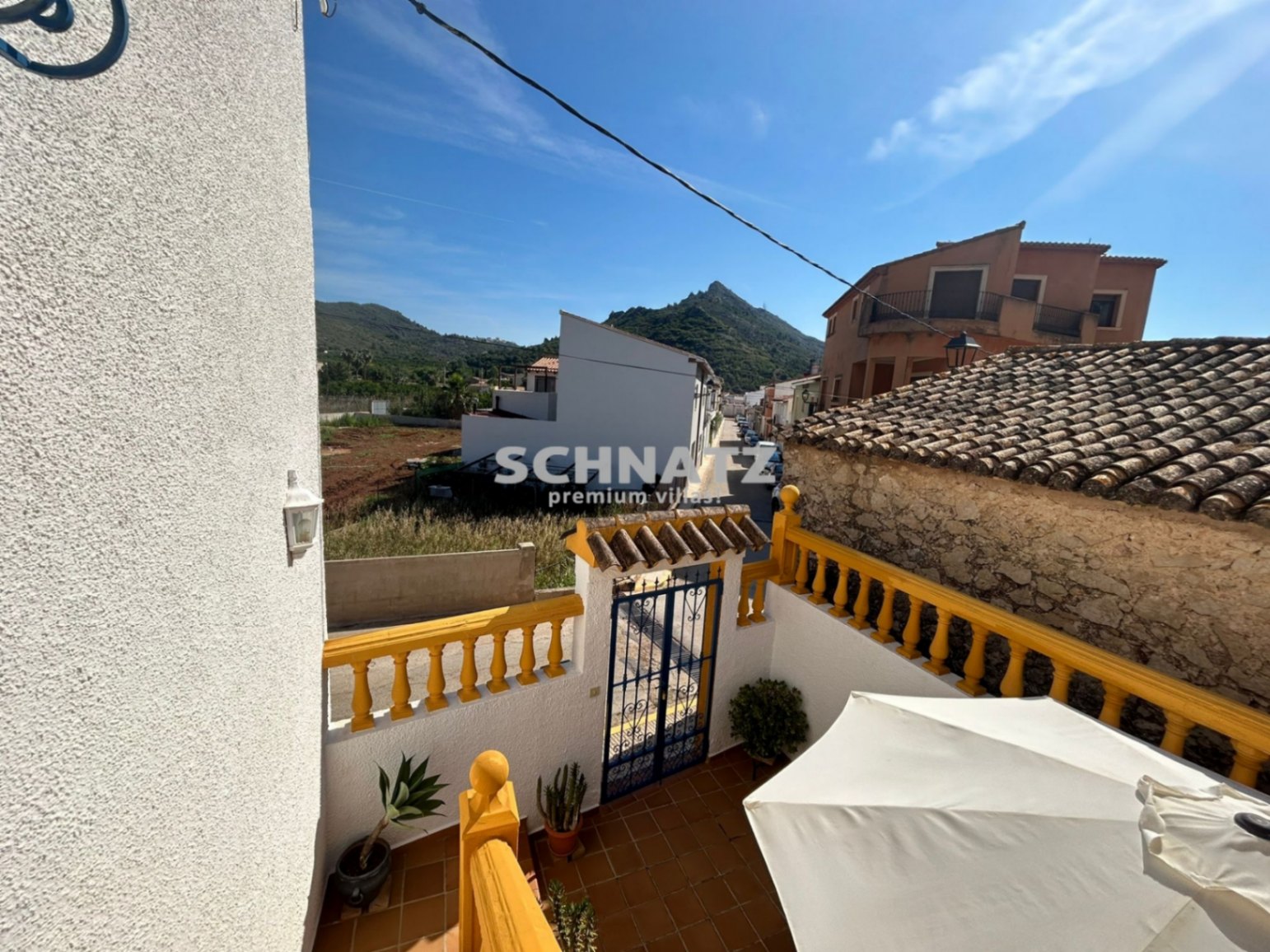 Encantadora casa de pueblo con alma en el corazón de Ráfol de Almunia