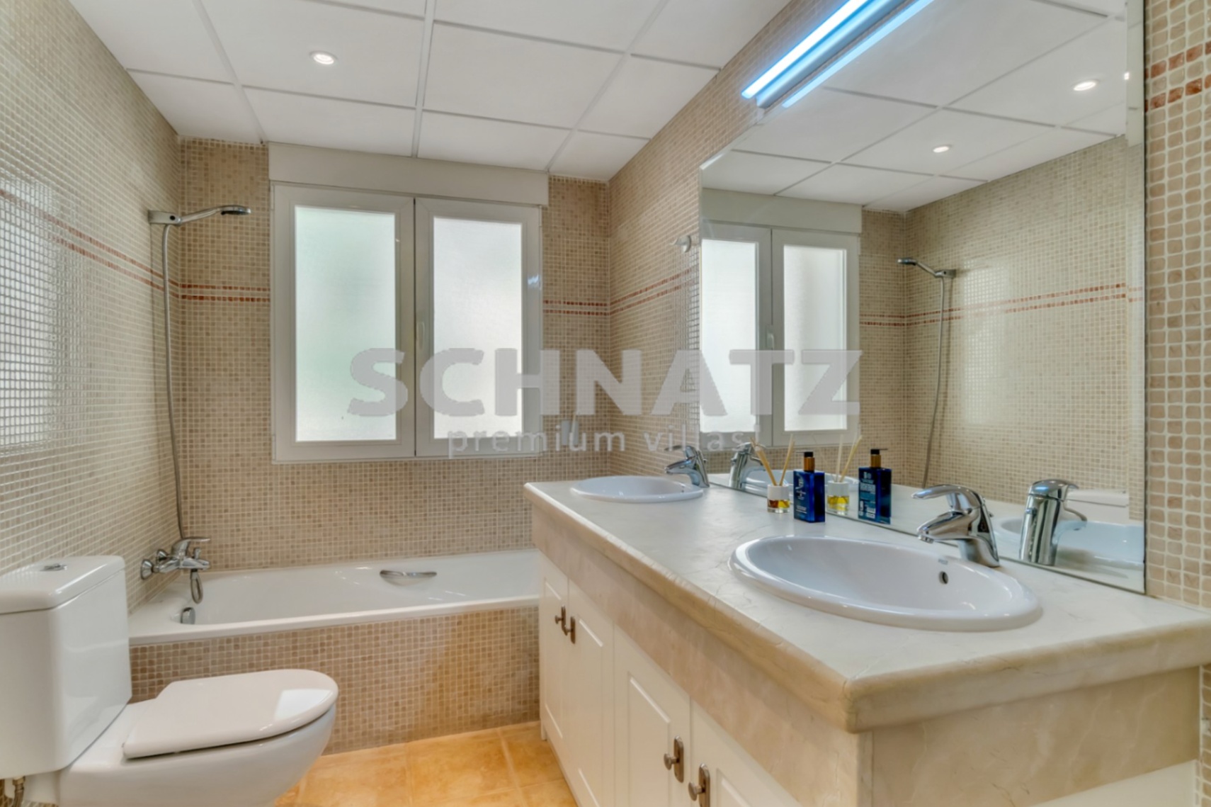 Villa con piscina en venta en Altea