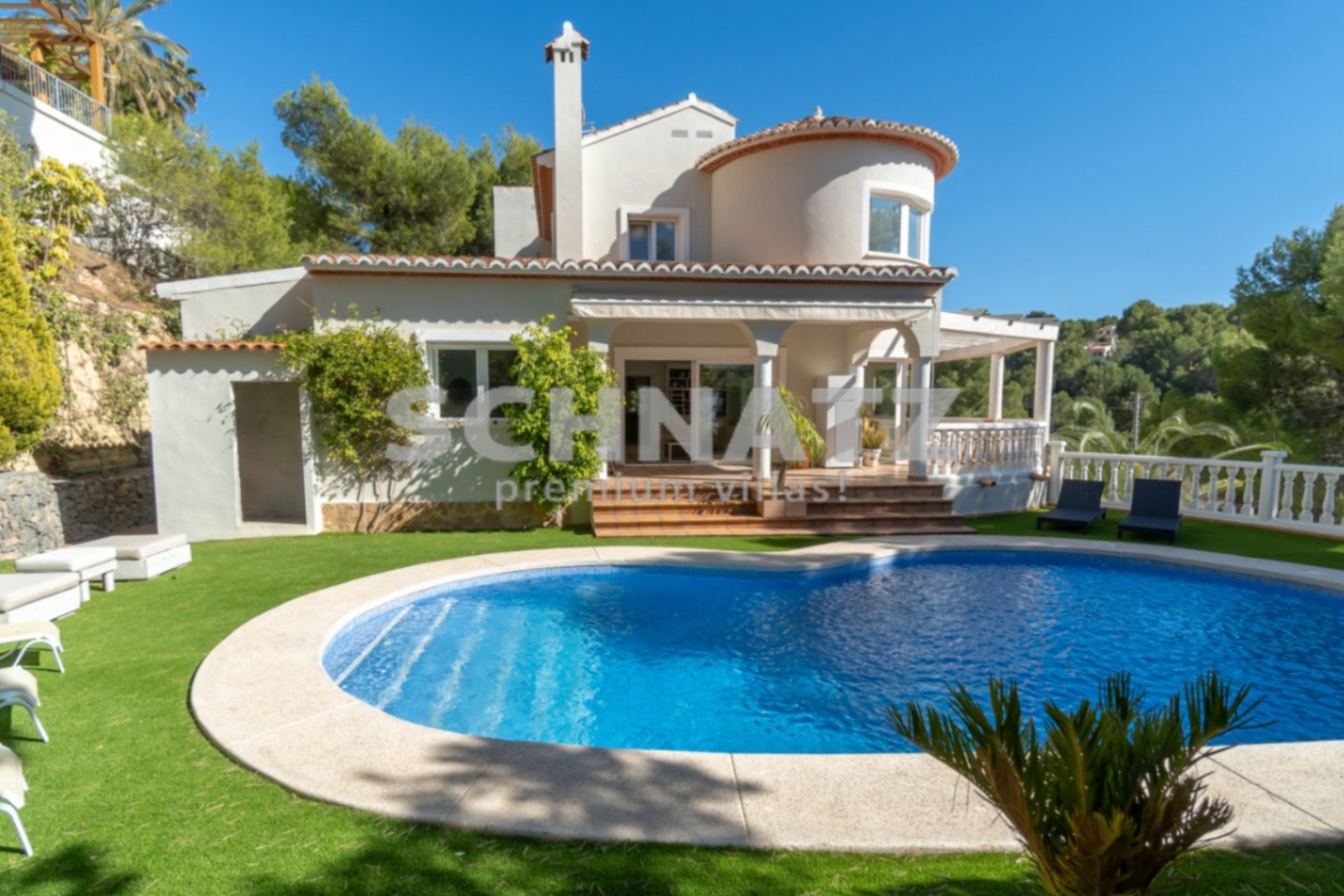 Villa con piscina en venta en Altea