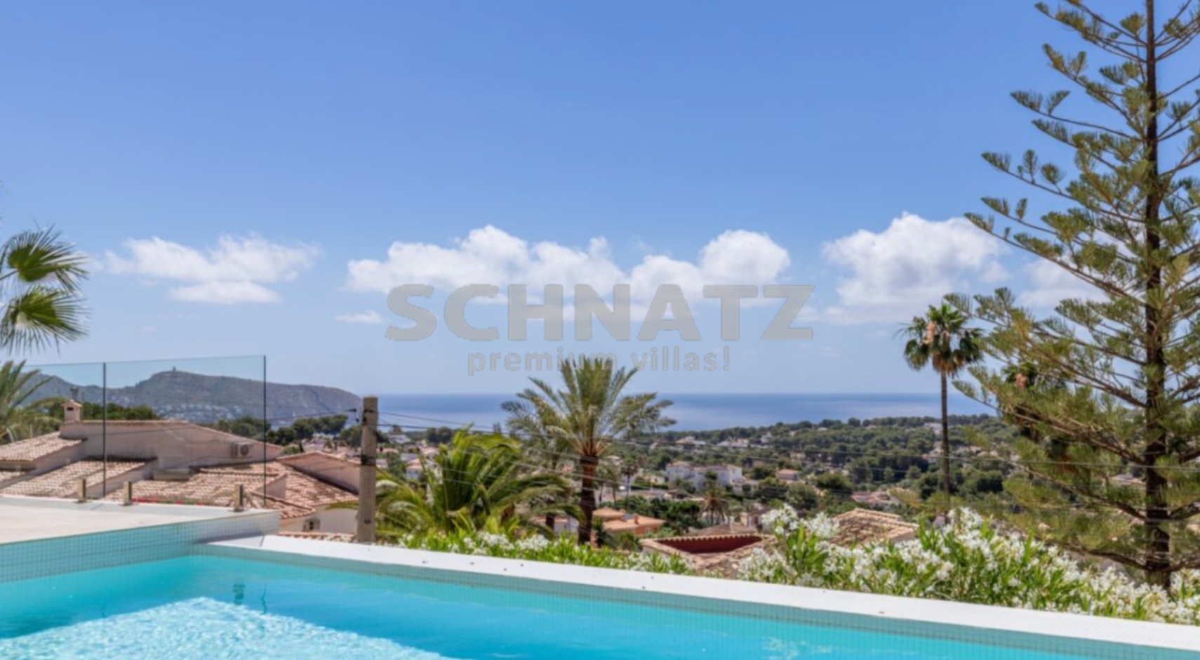Espectacular villa con vistas al mar en venta en Moraira