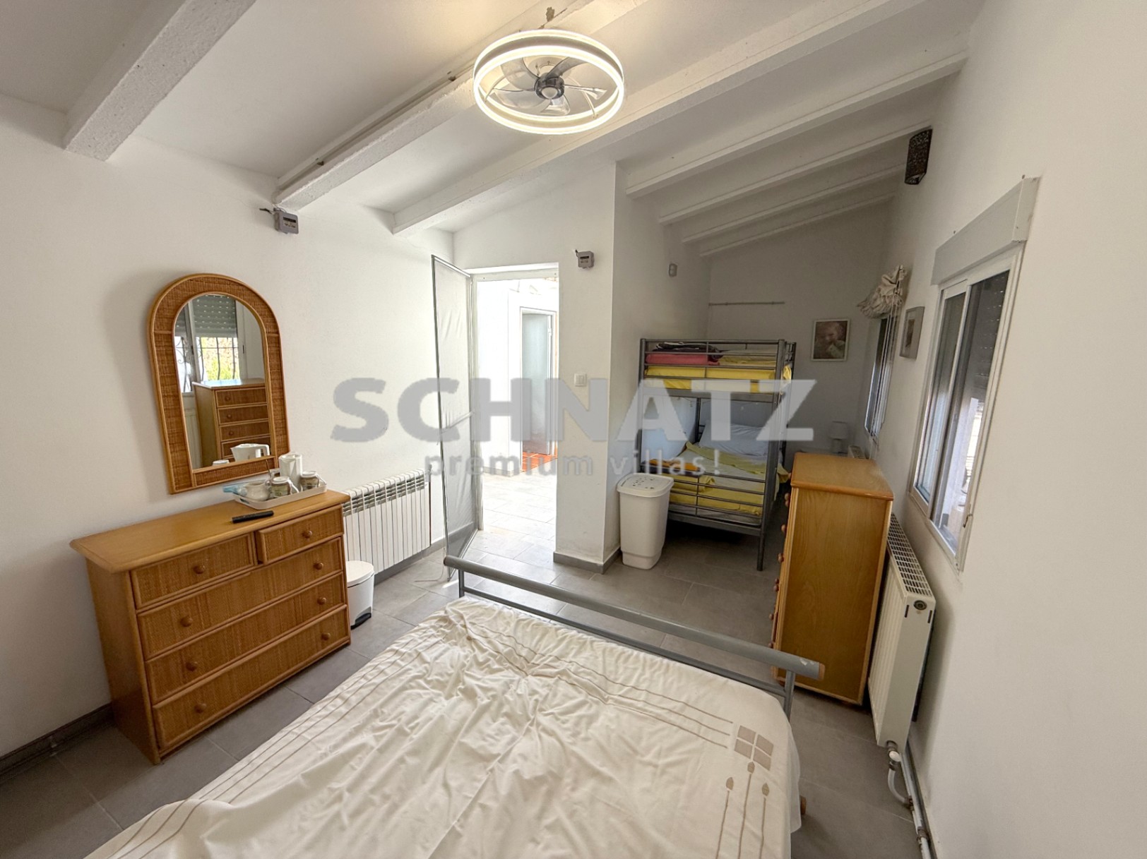 Espectacular finca con piscina en venta en Benimeli