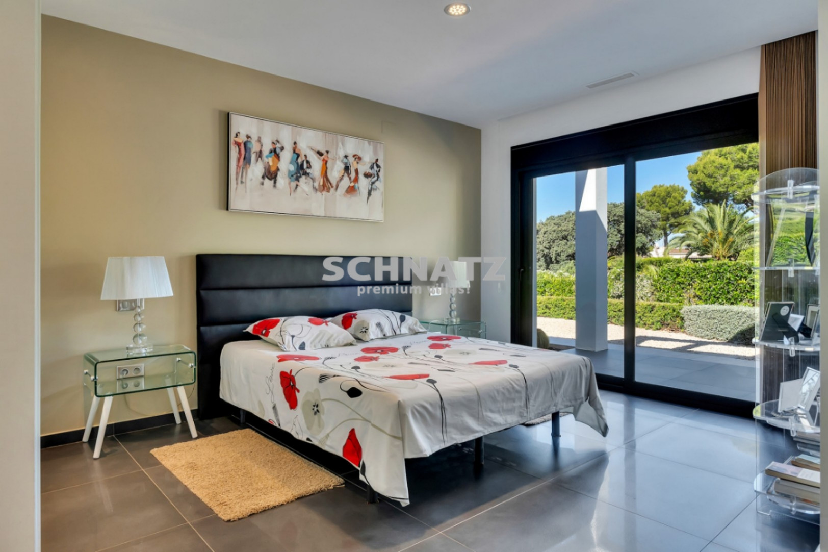 Exclusiva villa de nueva construcción con muebles incluidos con vistas panorámicas de Jávea y el Montgó.