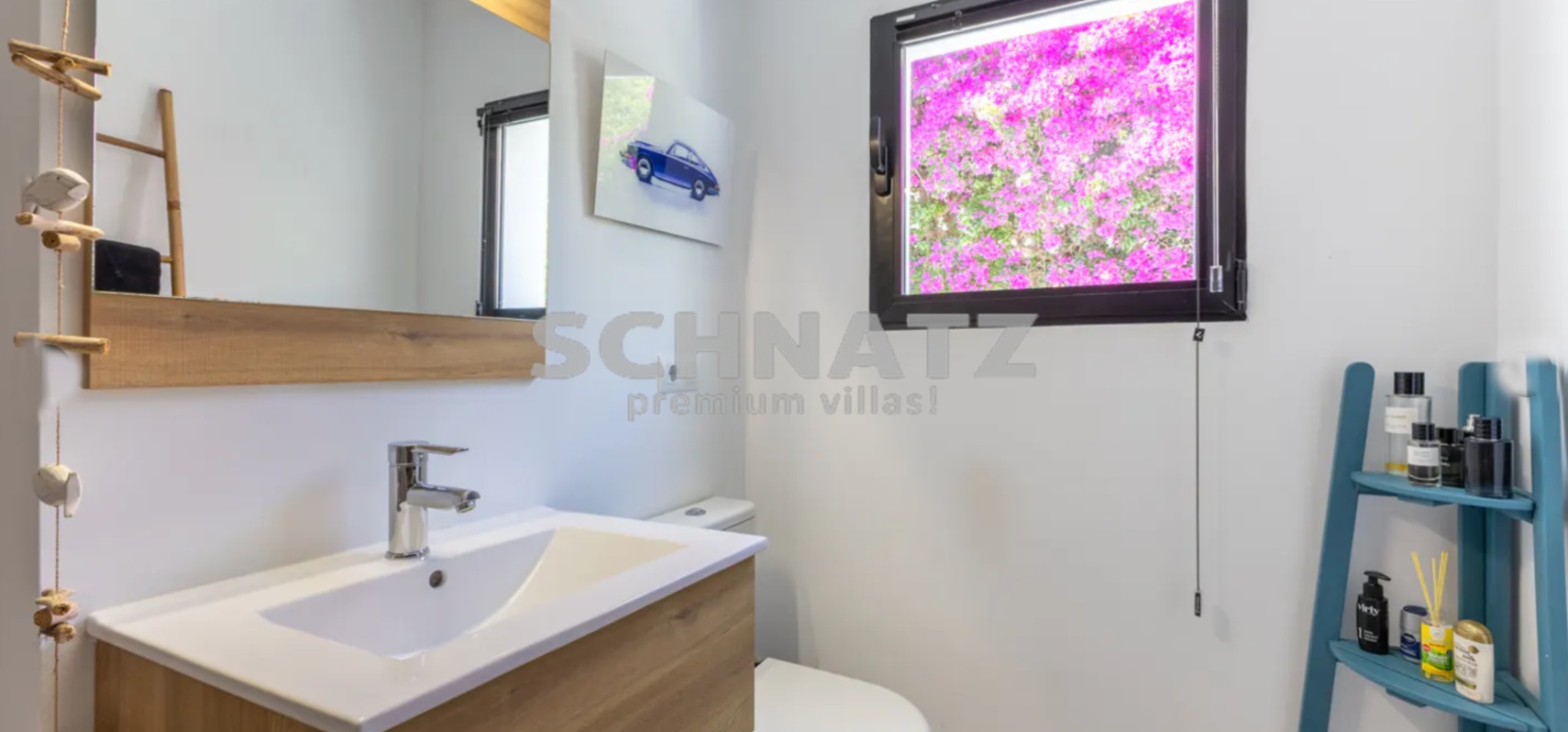 Exclusiva villa con vistas al mar en venta en Dénia