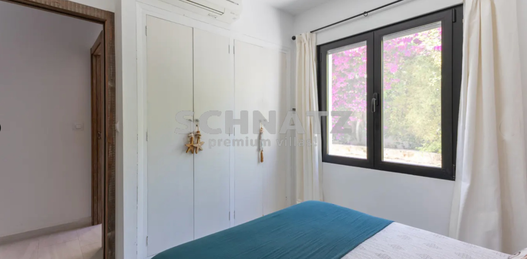Exclusiva villa con vistas al mar en venta en Dénia