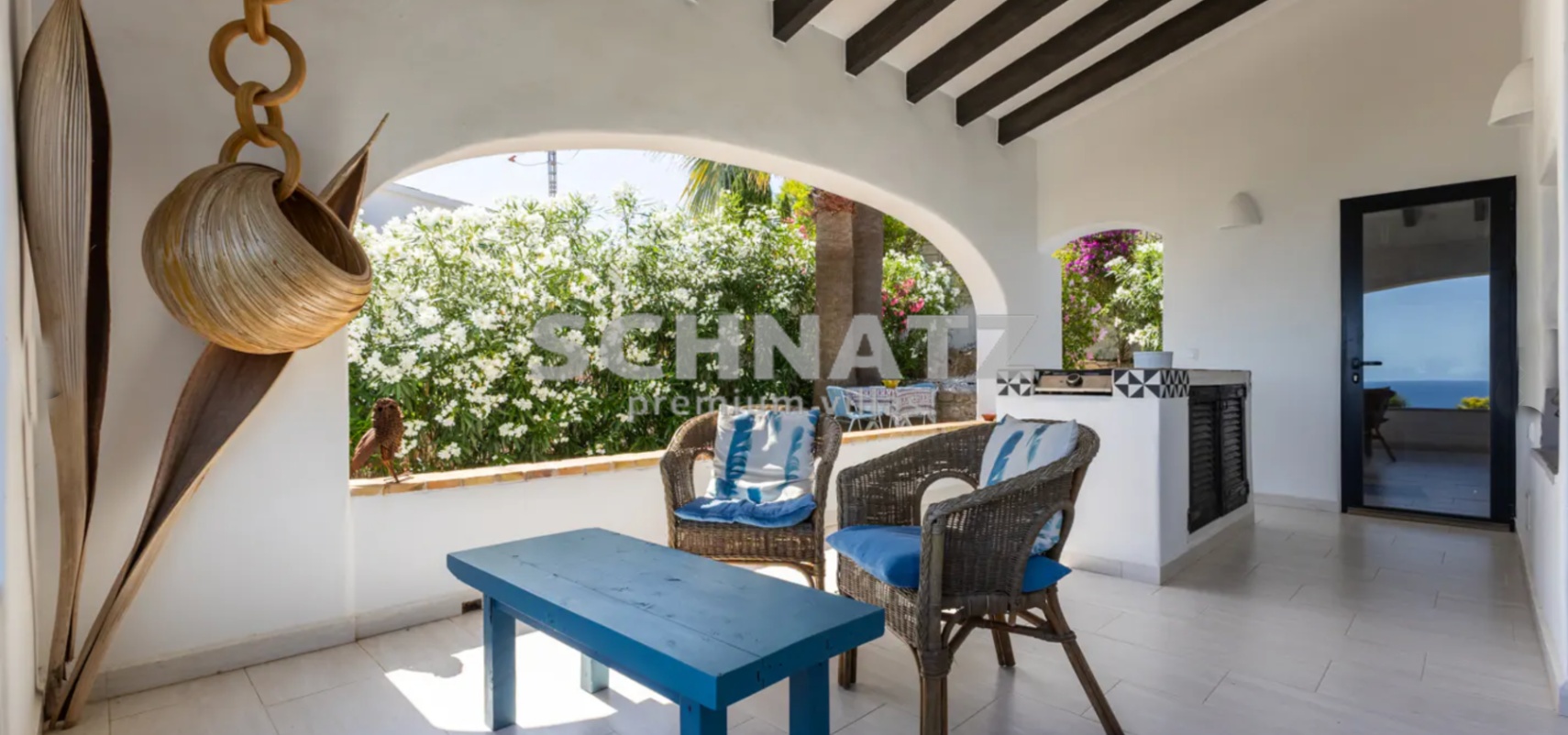 Exclusiva villa con vistas al mar en venta en Dénia