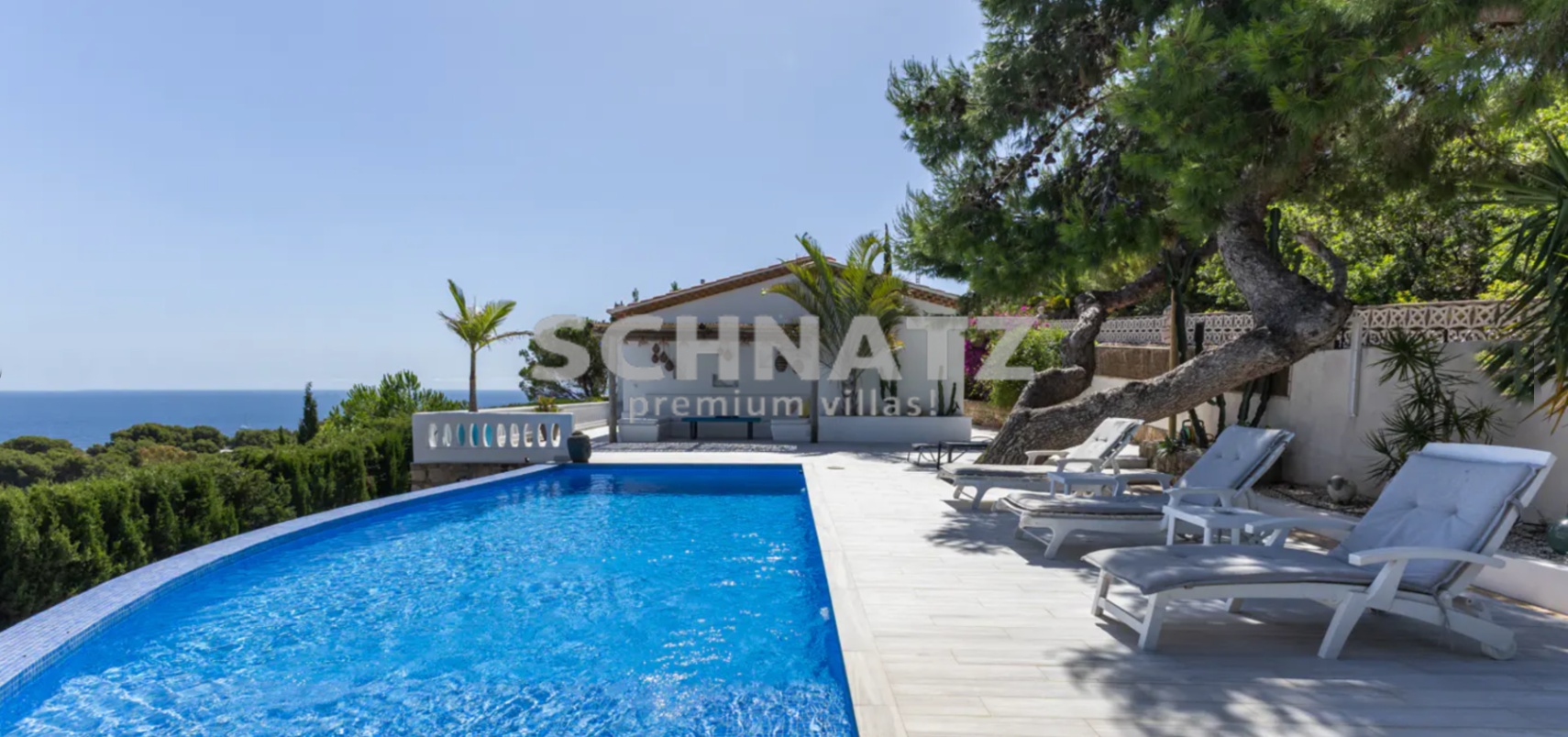 Exclusiva villa con vistas al mar en venta en Dénia