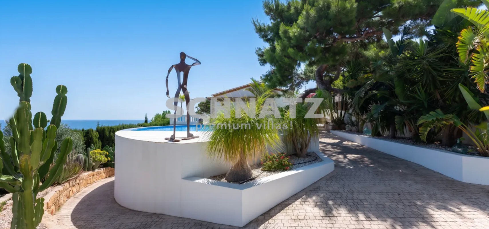 Exclusiva villa con vistas al mar en venta en Dénia