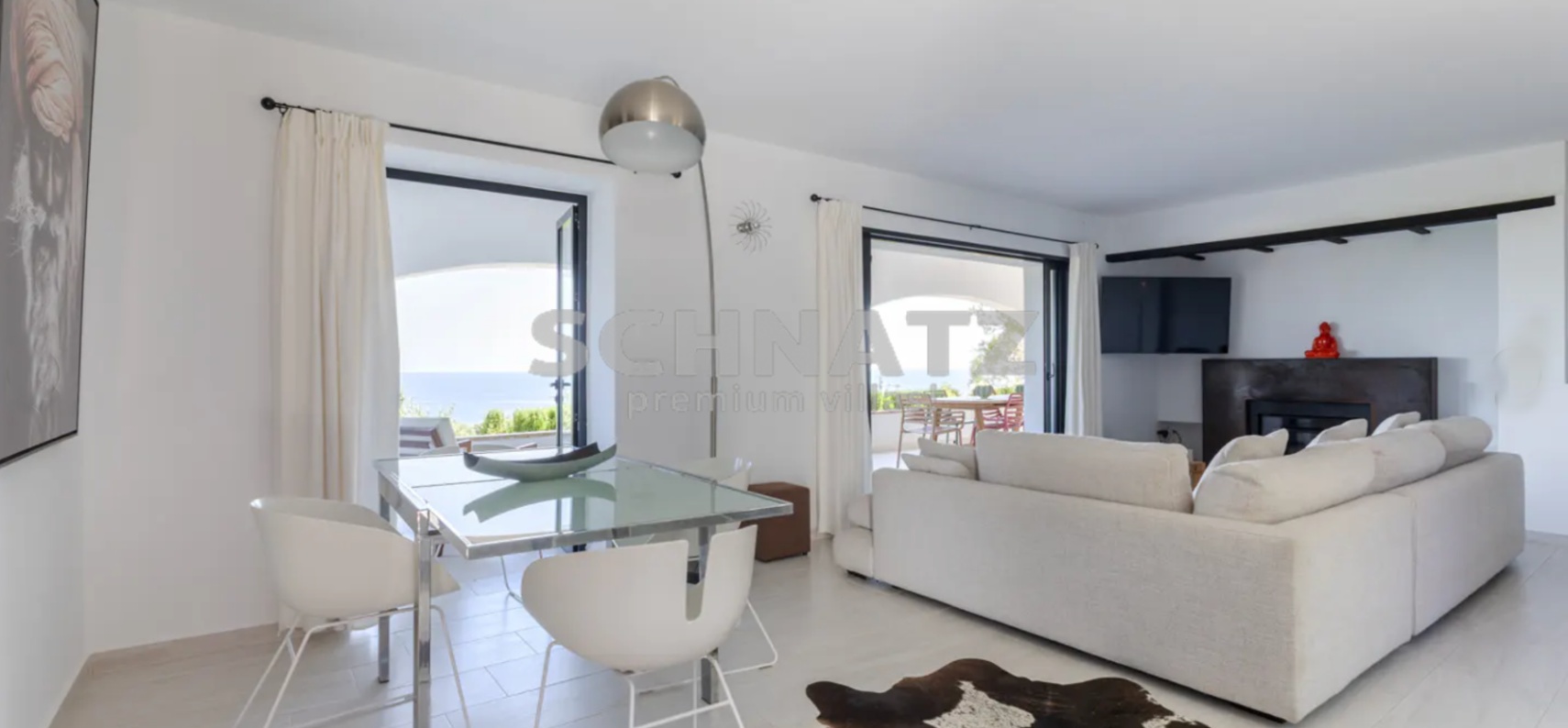 Exclusiva villa con vistas al mar en venta en Dénia