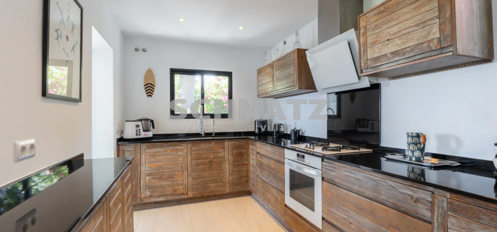 Exclusiva villa con vistas al mar en venta en Dénia