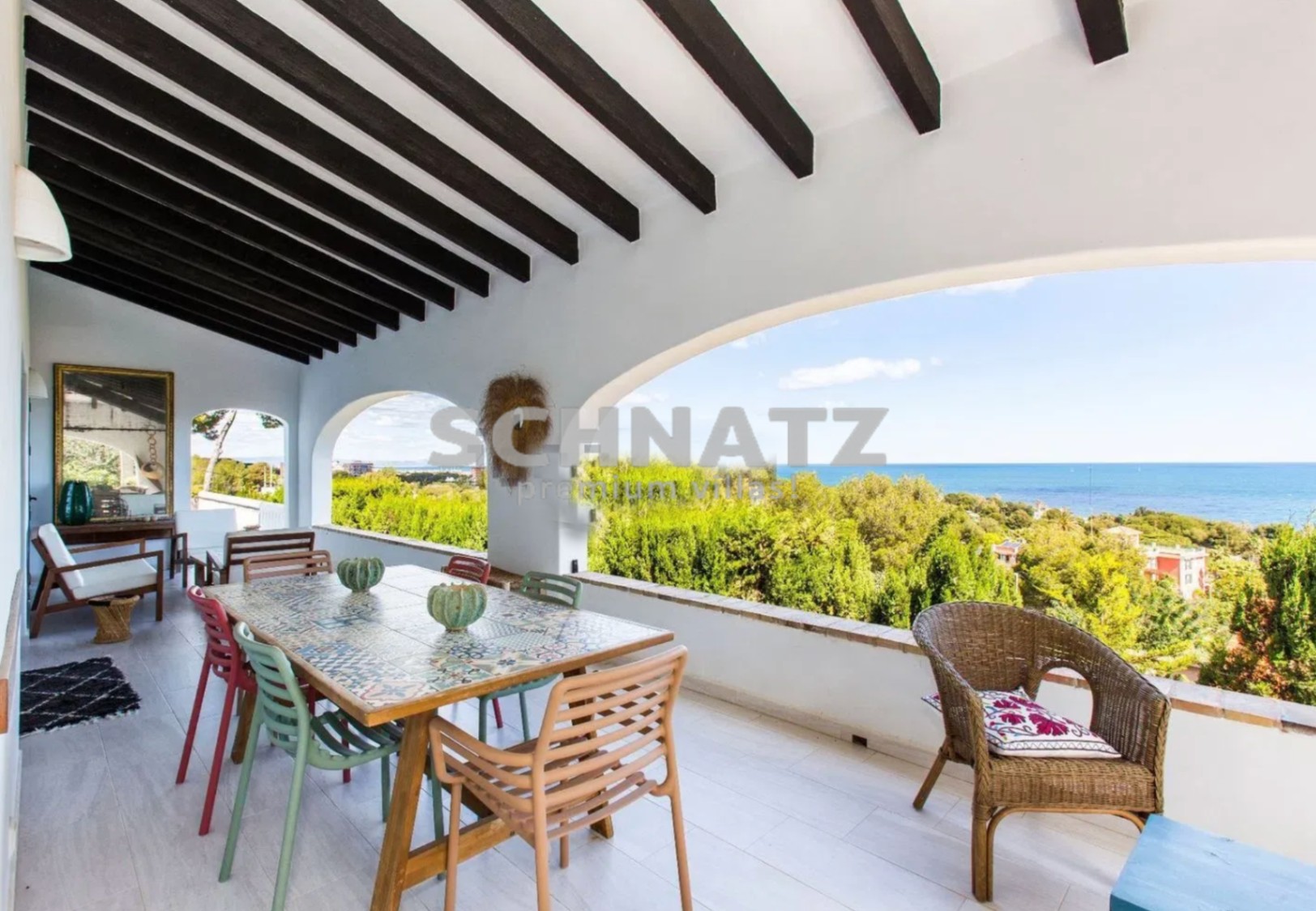 Exclusiva villa con vistas al mar en venta en Dénia