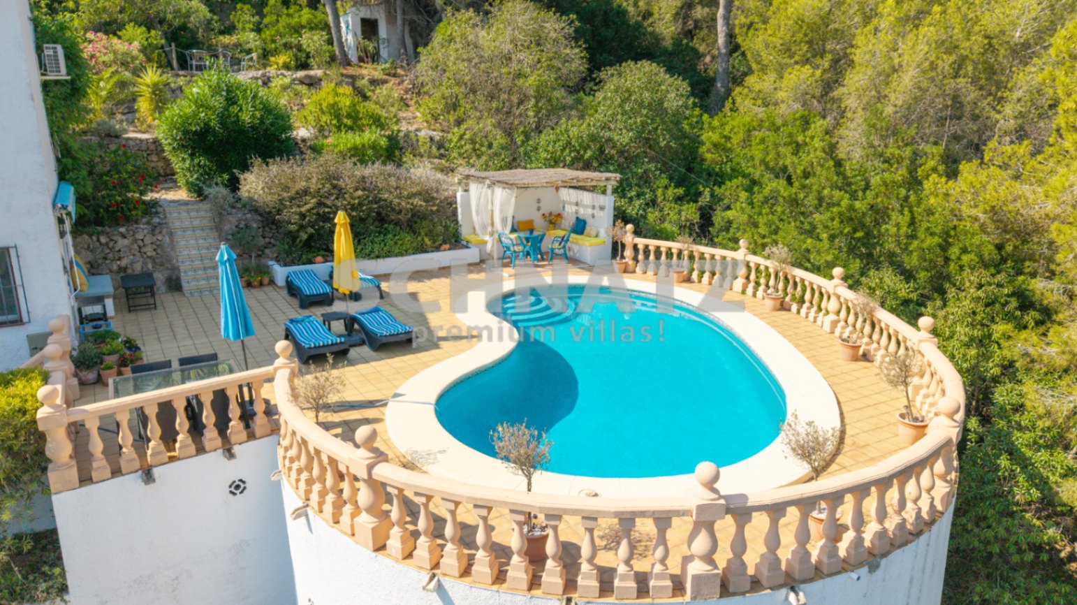 Villa en venta en Jávea con vistas al mar y al Montgó