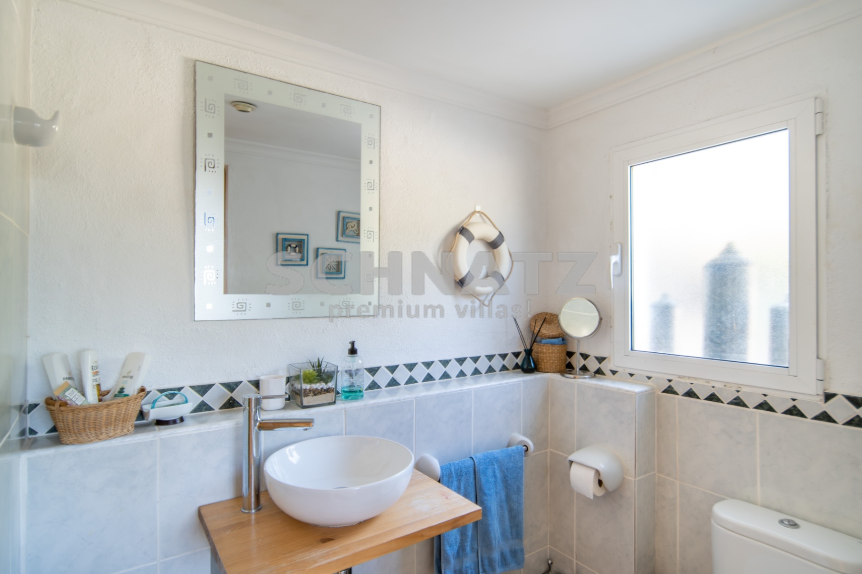 Villa en venta en Jávea con vistas al mar y al Montgó