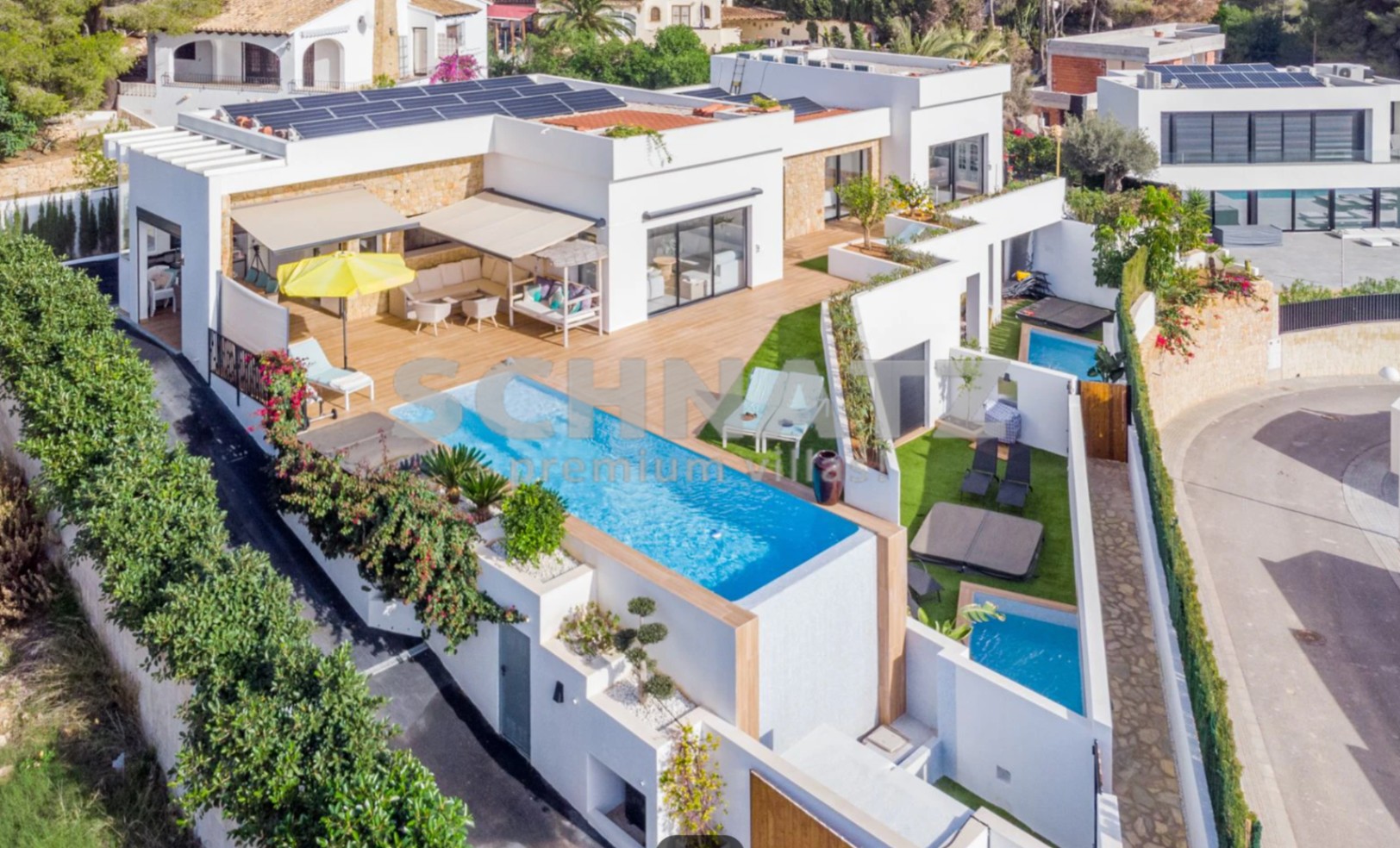 Spektakuläre Villa mit Meerblick zu verkaufen in Moraira, in der Nähe von Portet.