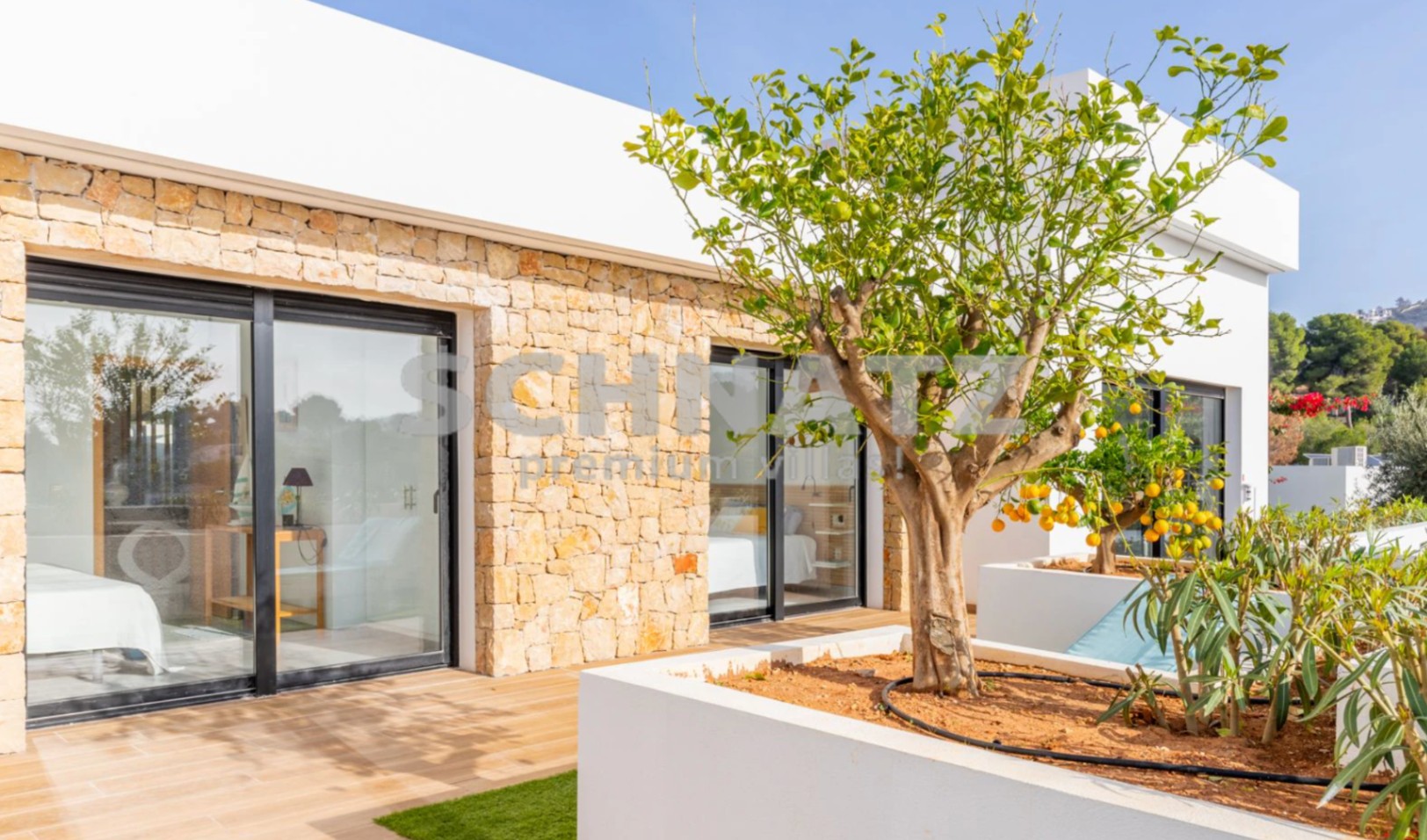 Spektakuläre Villa mit Meerblick zu verkaufen in Moraira, in der Nähe von Portet.