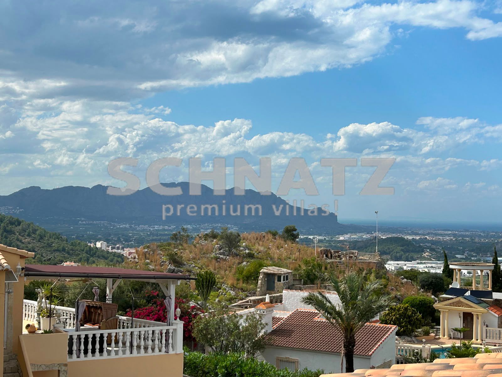 Villa mit Pool zu verkaufen in Pedreguer