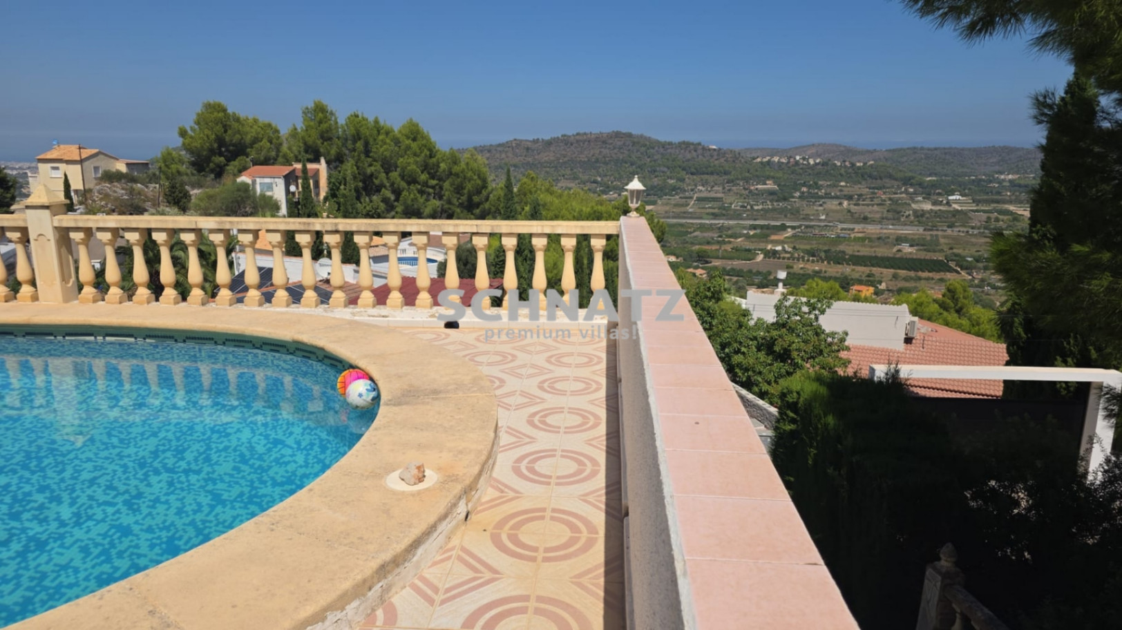 Villa avec piscine et vue sur la mer à vendre à Pedreguer