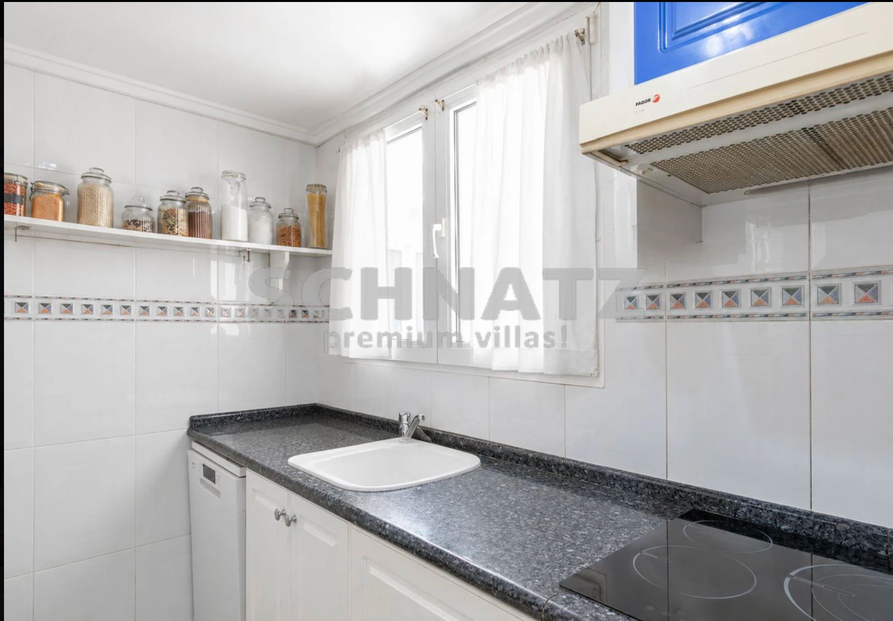 Apartamento con vistas al mar en venta en Moraira
