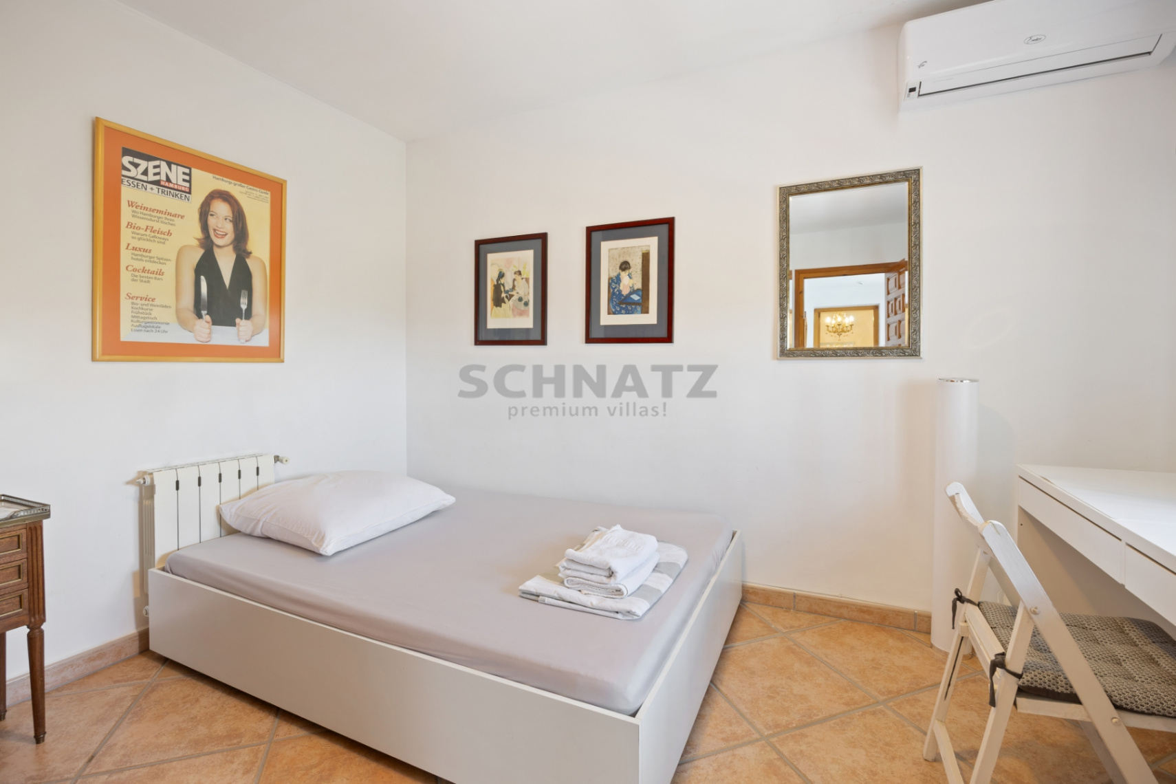 VILLA CON CASA DE INVITADOS Y 2 PISCINAS