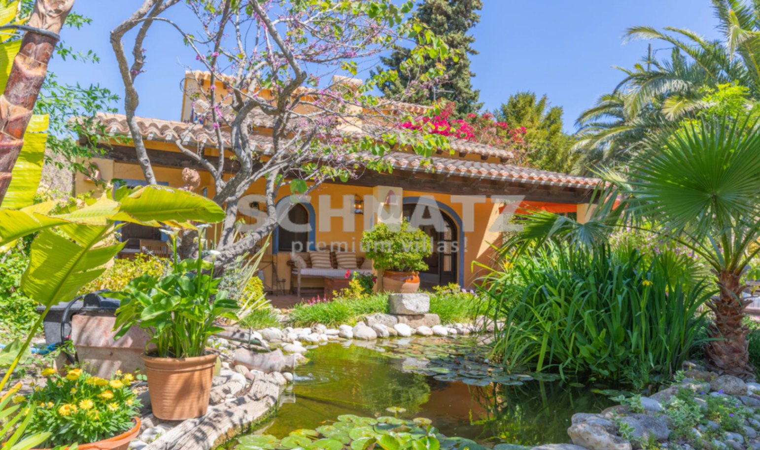 Fantástica finca con vistas al mar en venta en Teulada