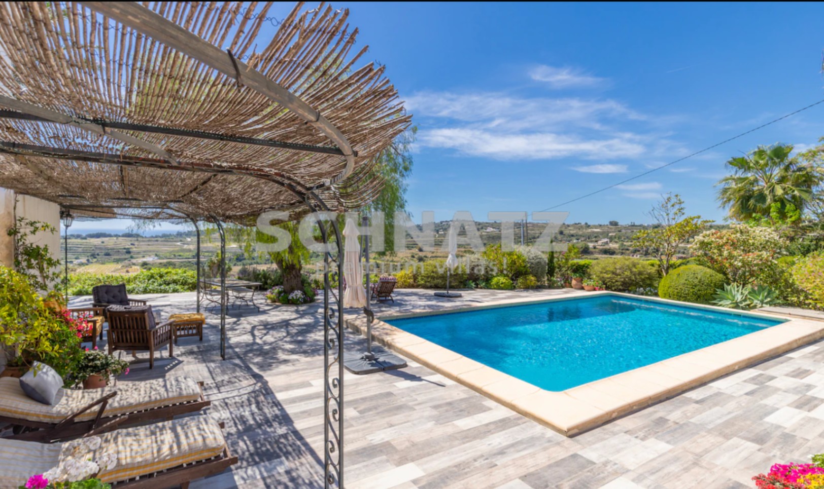 Fantástica finca con vistas al mar en venta en Teulada