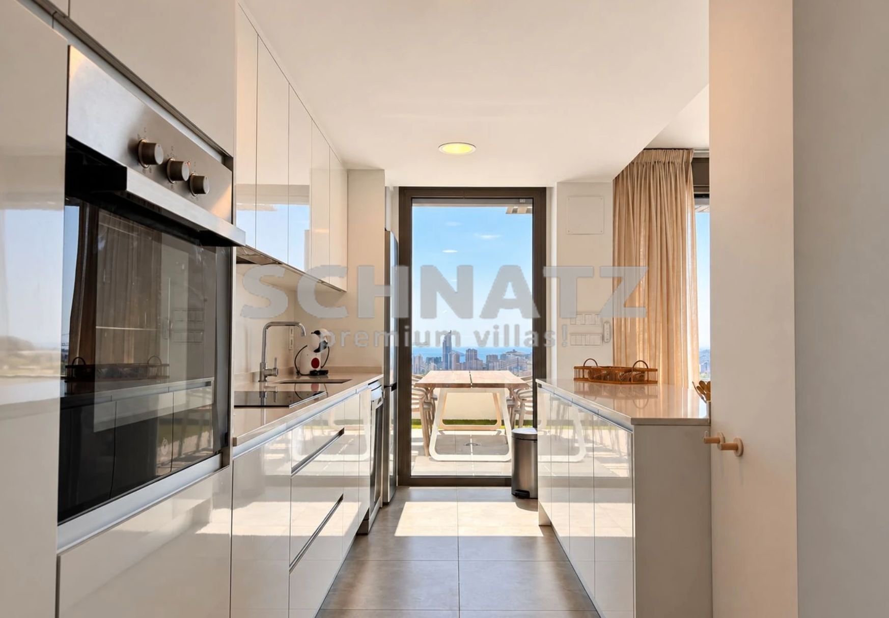 Apartamento con vistas al mar en venta en Finestrat