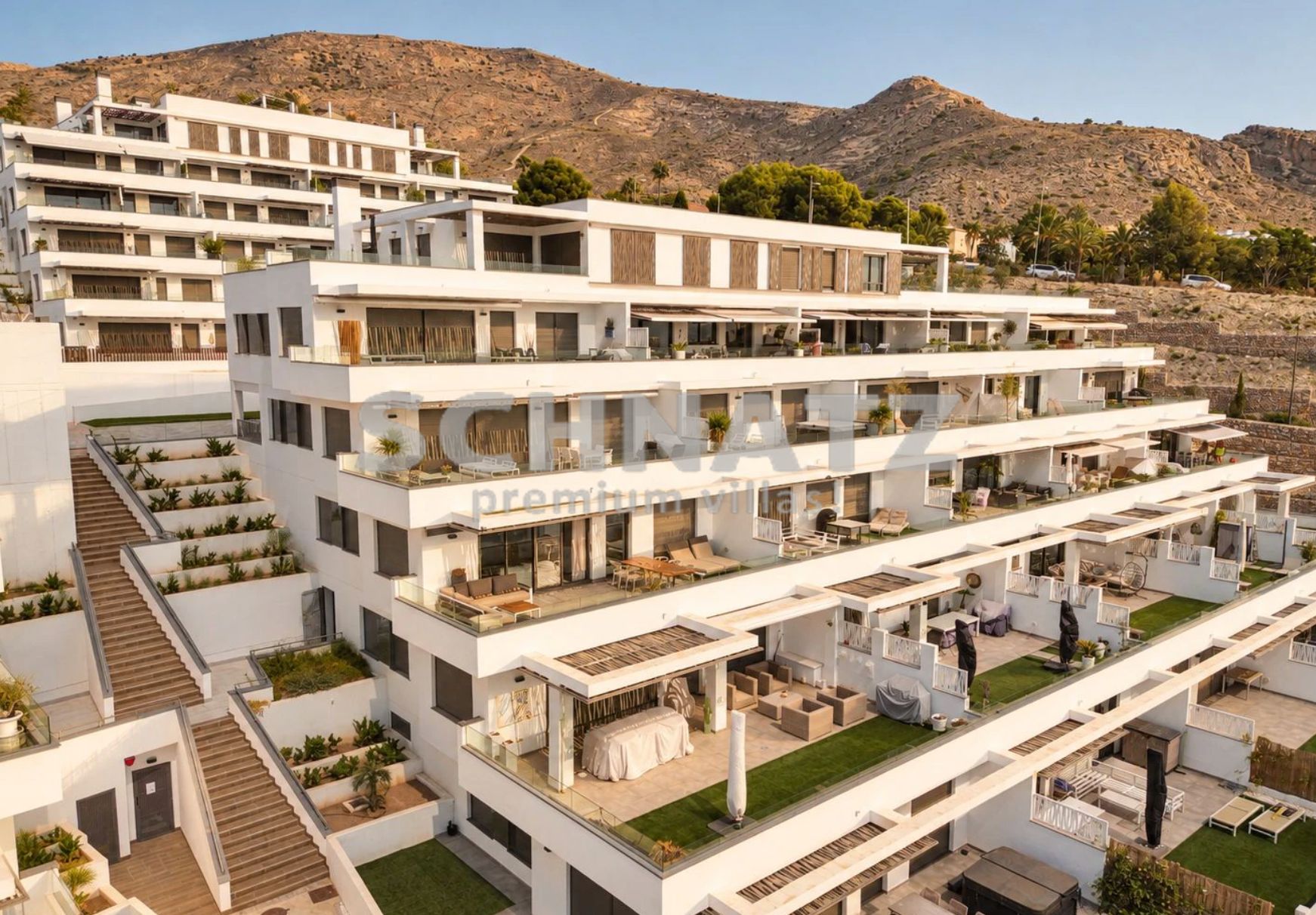 Apartamento con vistas al mar en venta en Finestrat