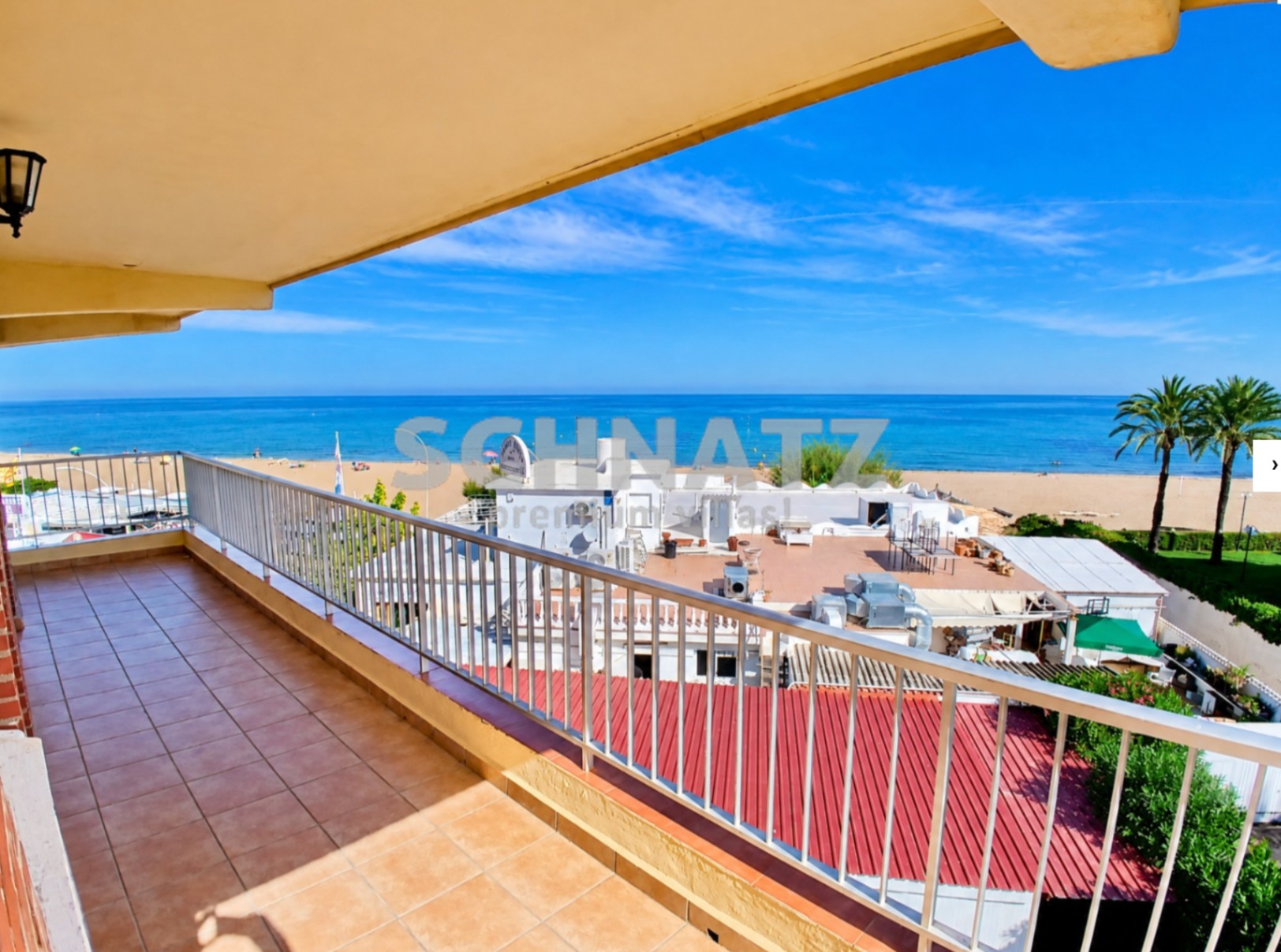 Apartamento en venta frente al mar en Las Marinas, Dénia