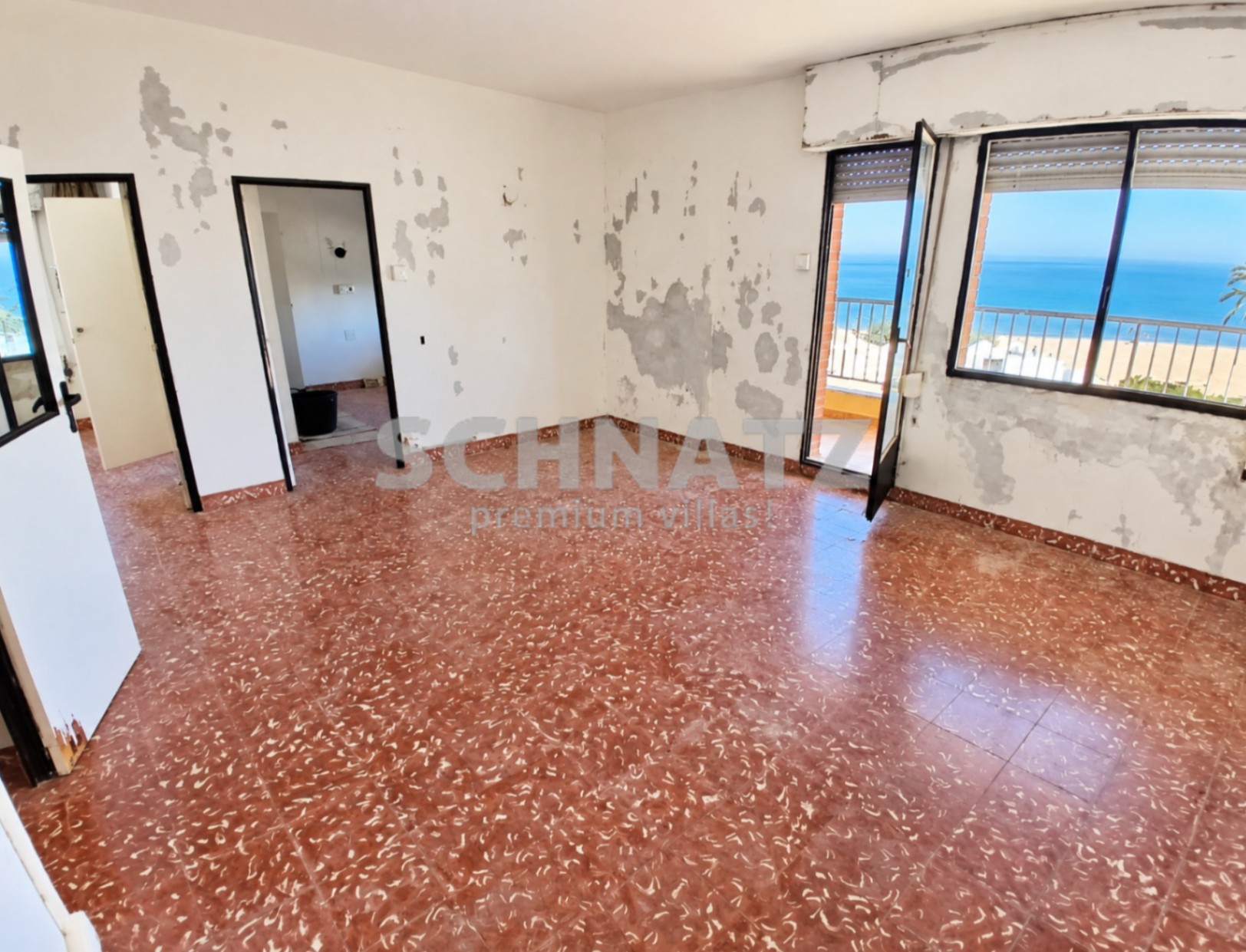 Apartamento en venta frente al mar en Las Marinas, Dénia