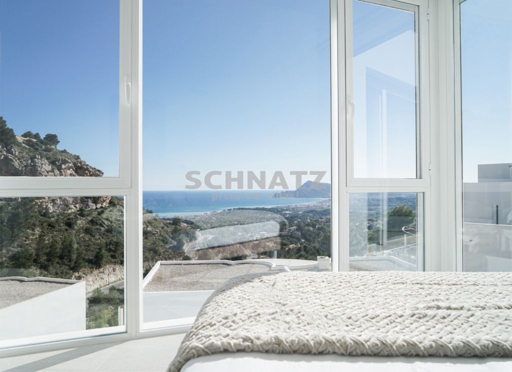 Residencial lleno de luz con grandes espacios interiores y arquitectura única MODELO A