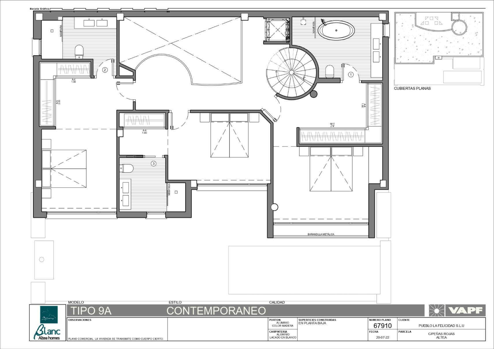 Residencial lleno de luz con grandes espacios interiores y arquitectura única