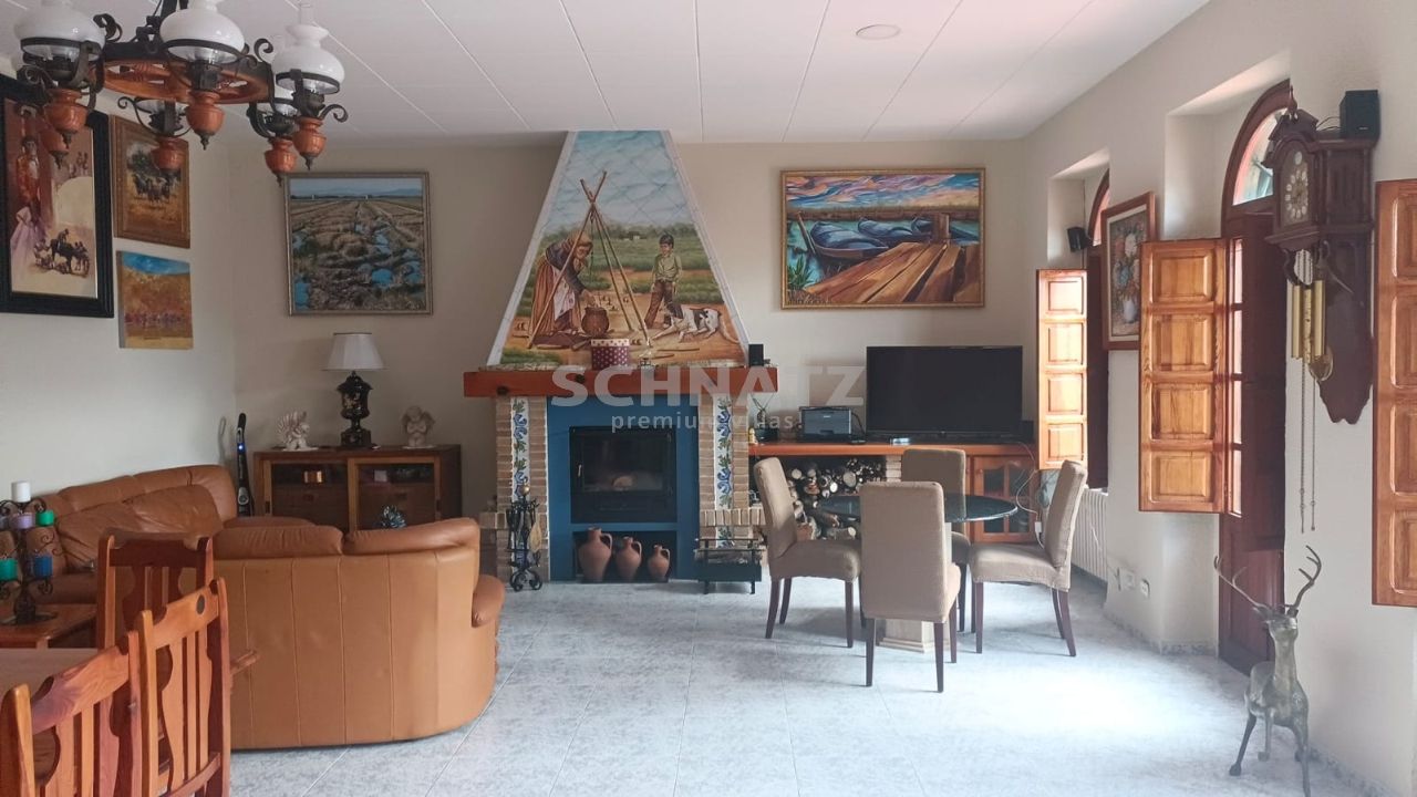 Klassisch spanische Villa am Traumstrand von Cullera