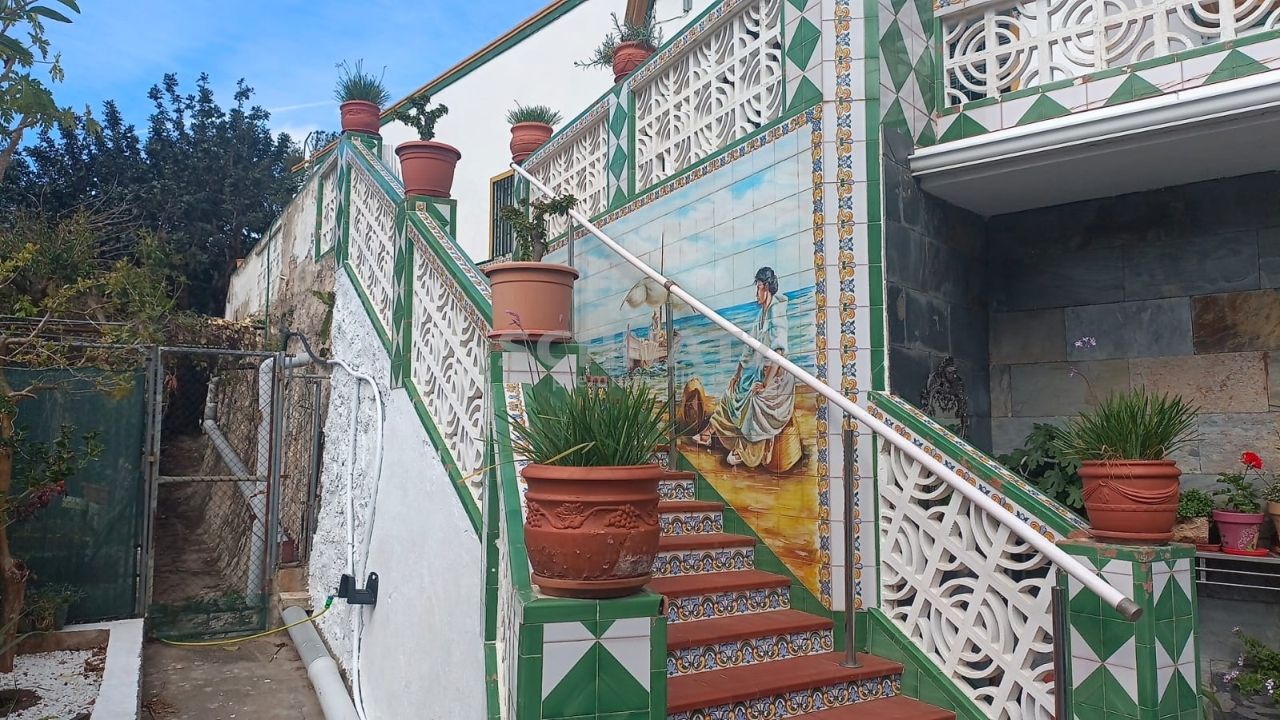 Klassisch spanische Villa am Traumstrand von Cullera