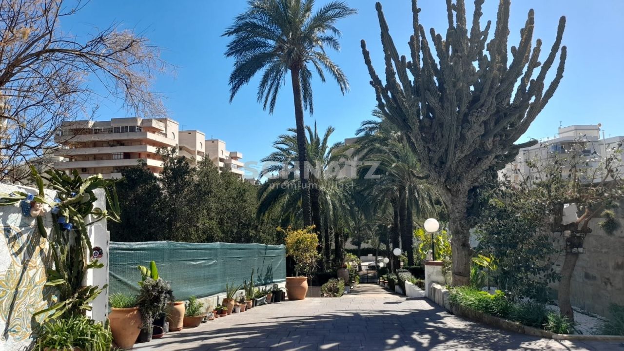 Klassisch spanische Villa am Traumstrand von Cullera