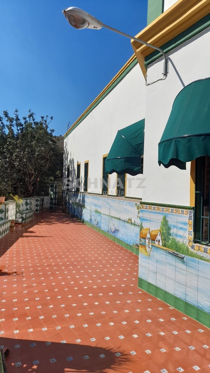 Klassisch spanische Villa am Traumstrand von Cullera