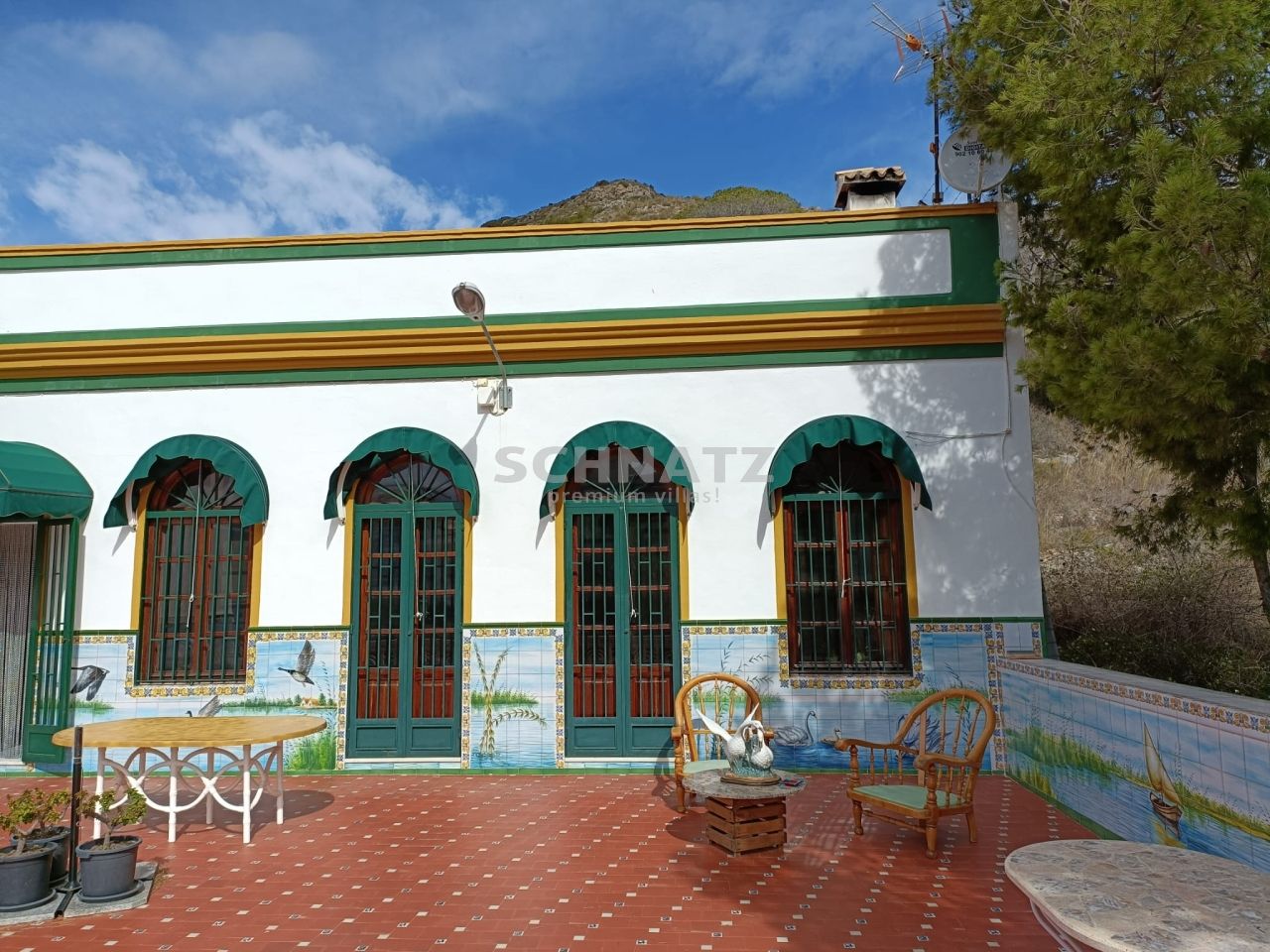 Klassisch spanische Villa am Traumstrand von Cullera