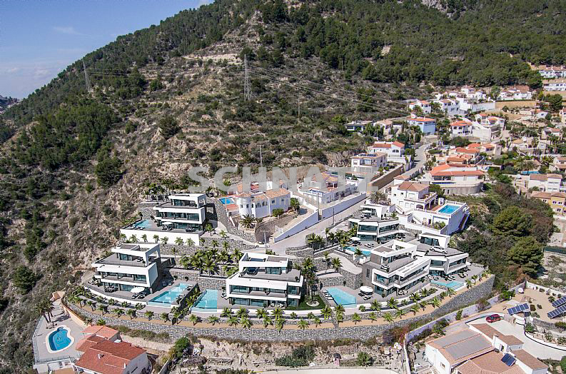 Villa de obra nueva con vistas panorámicas al mar, en venta, en Calpe