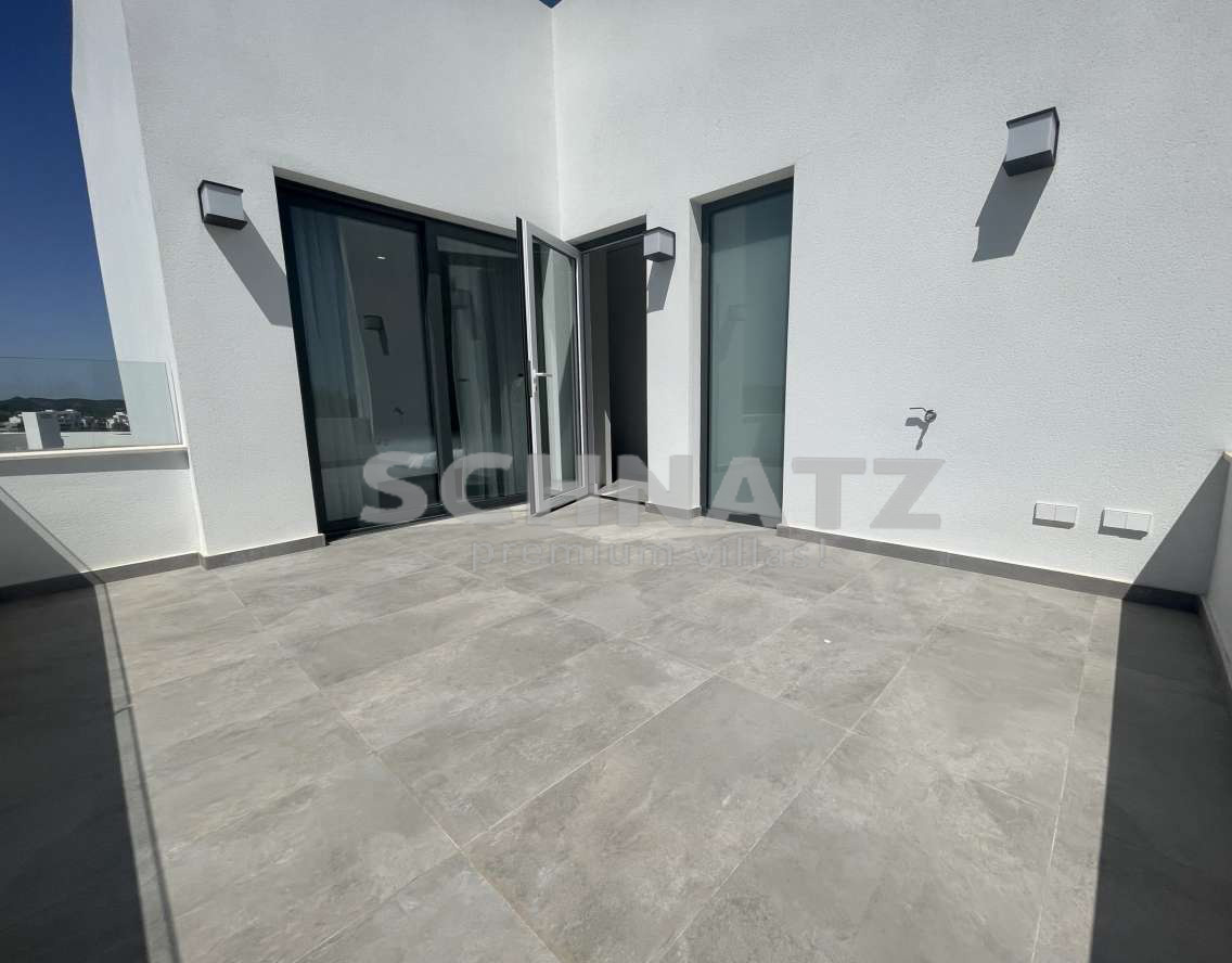 Villa en venta en Las Colinas Golf, Orihuela